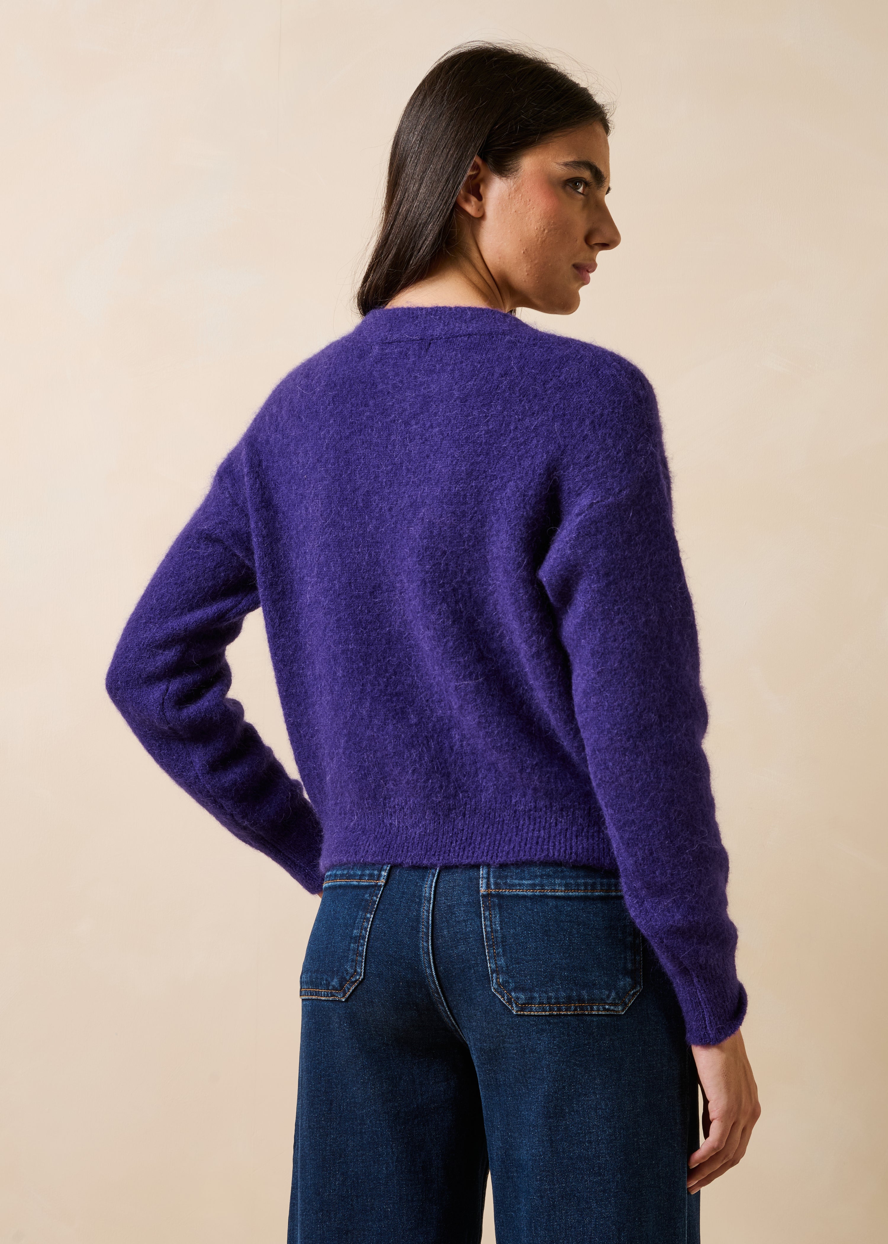 Kurze violette Alpaka-Weste mit V-Ausschnitt