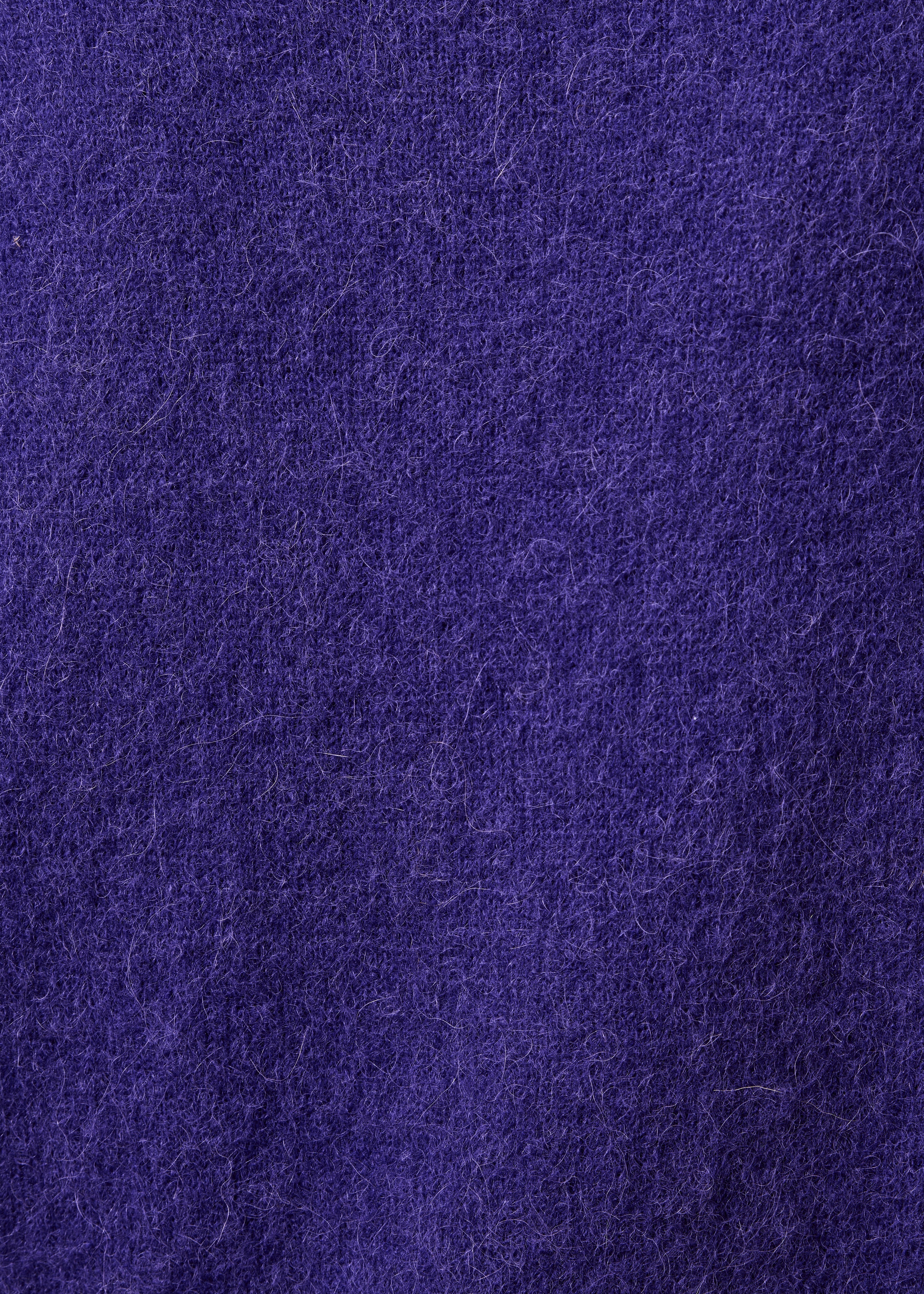Kurze violette Alpaka-Weste mit V-Ausschnitt