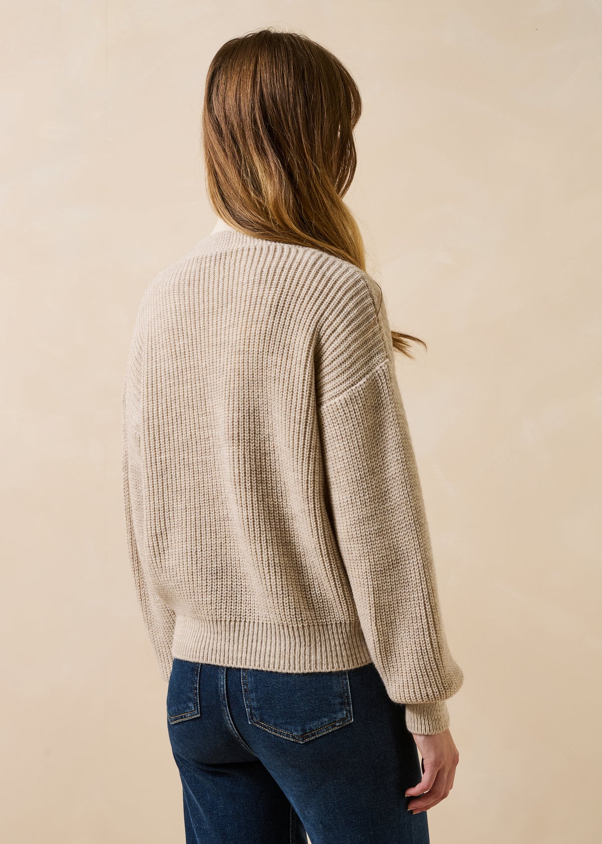 Beige Strickjacke - Gorgeti