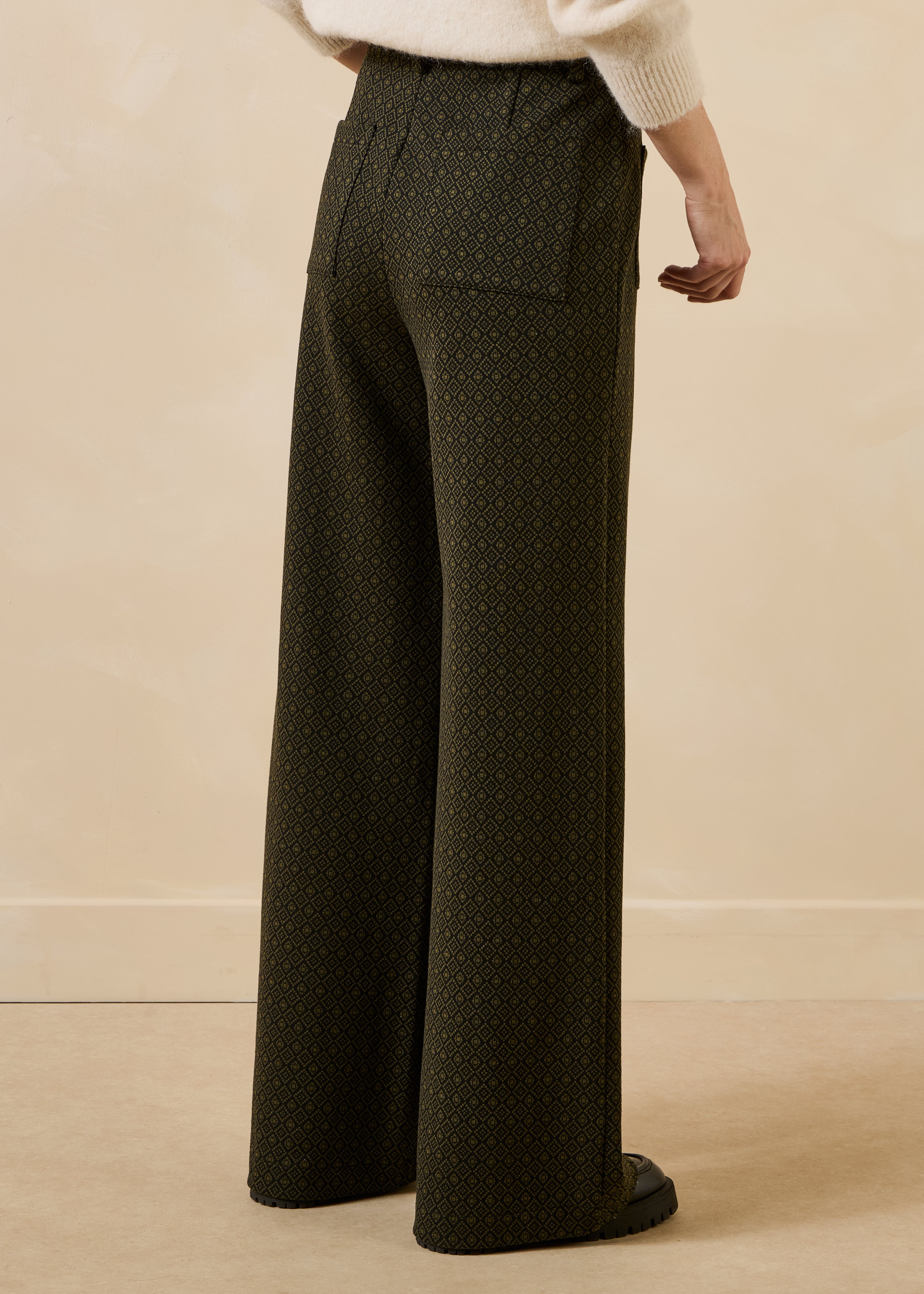 Weite Hose in Khaki aus Milano-Jacquard