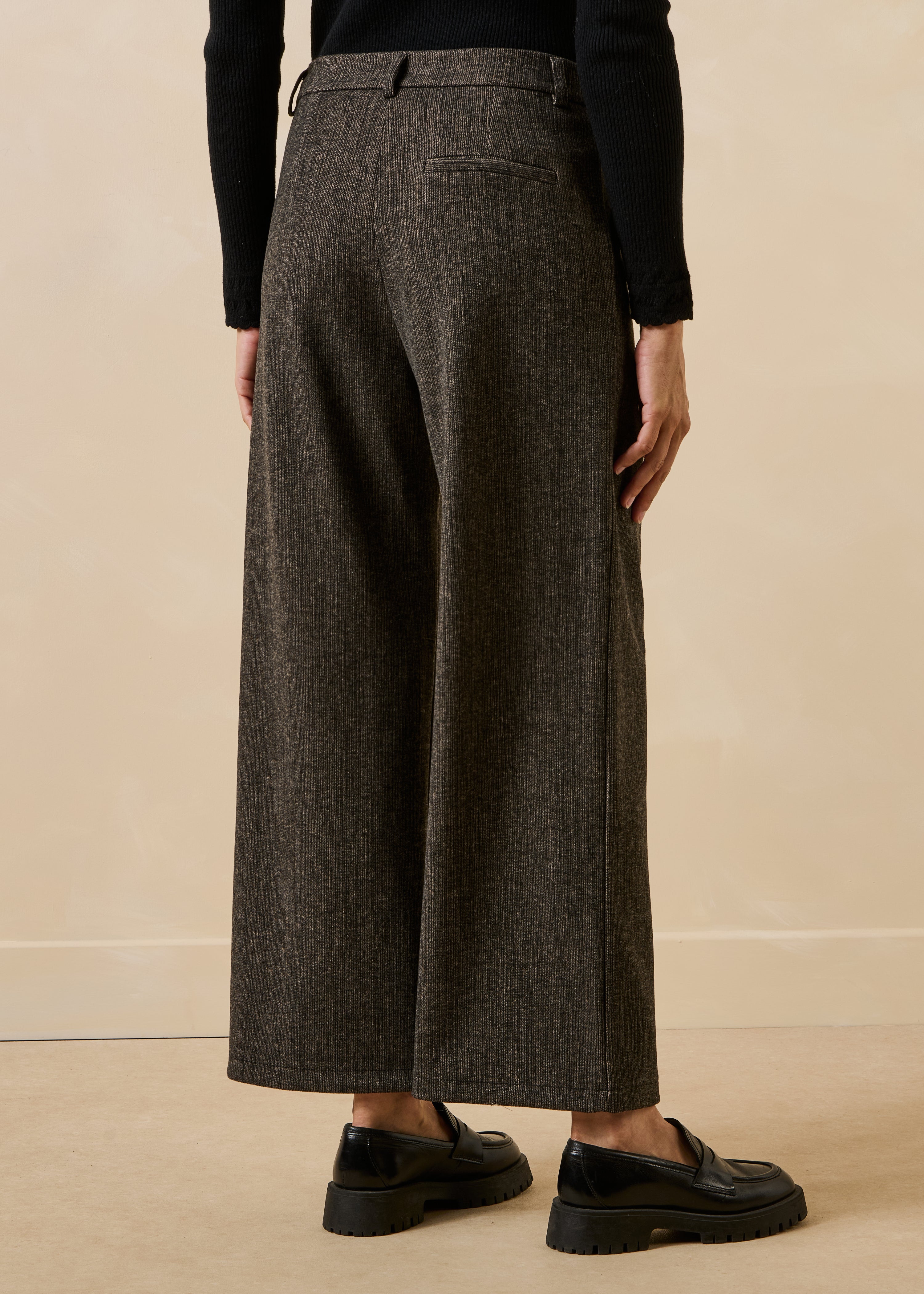Pantalon droit marron en milano effet velours