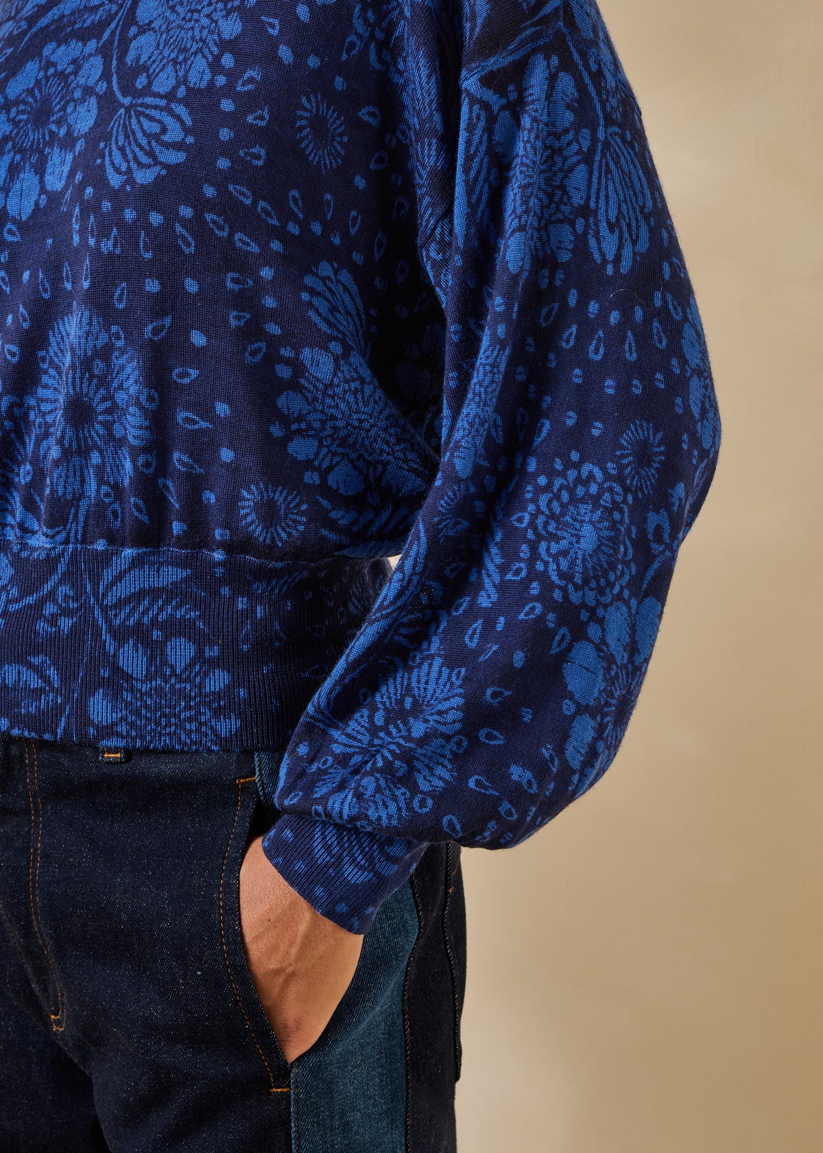 Blue Sweater - Eir