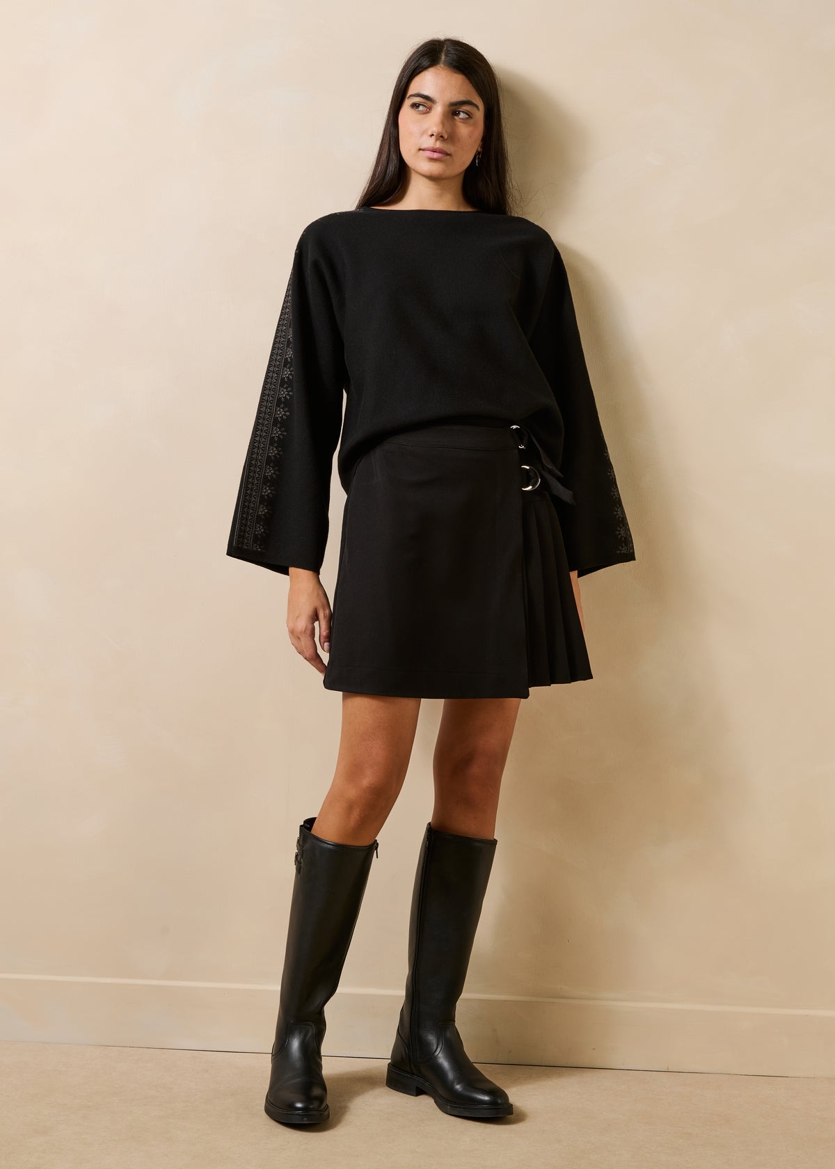 Pull noir court manches longues en milano