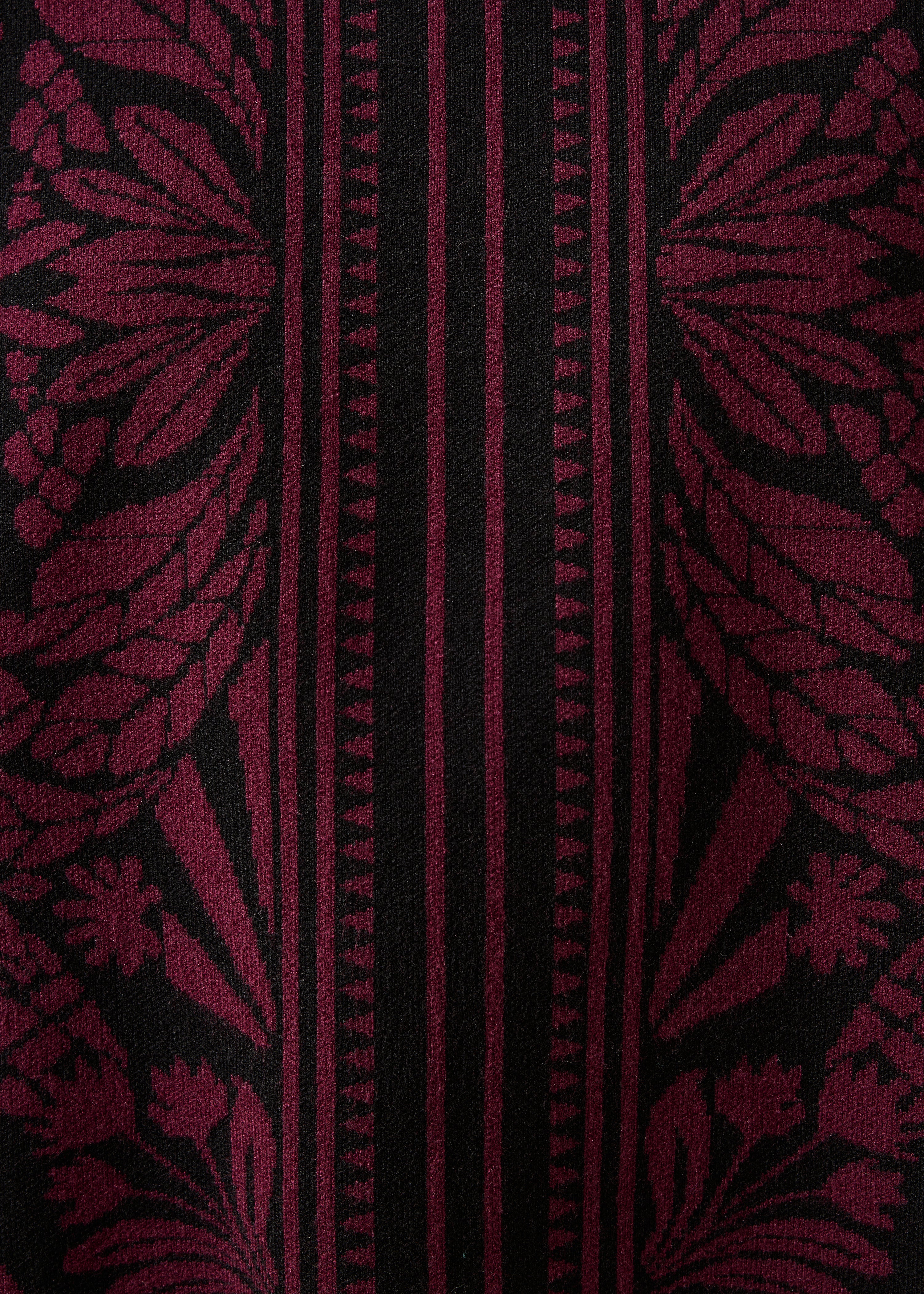 Pullover aus Jacquardstrick in schwarz und Aubergine