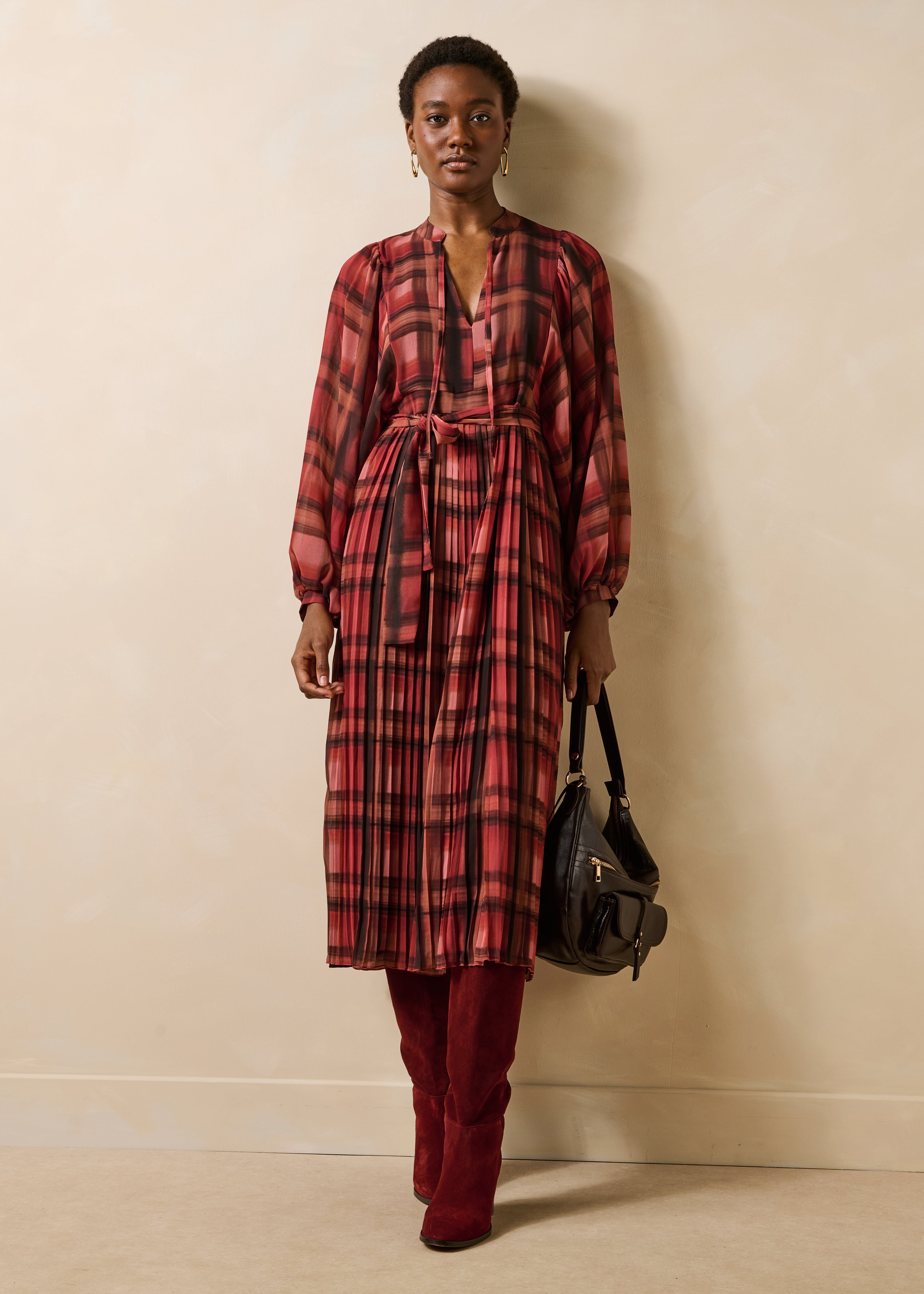 Long terracotta checkered dress with long sleeves