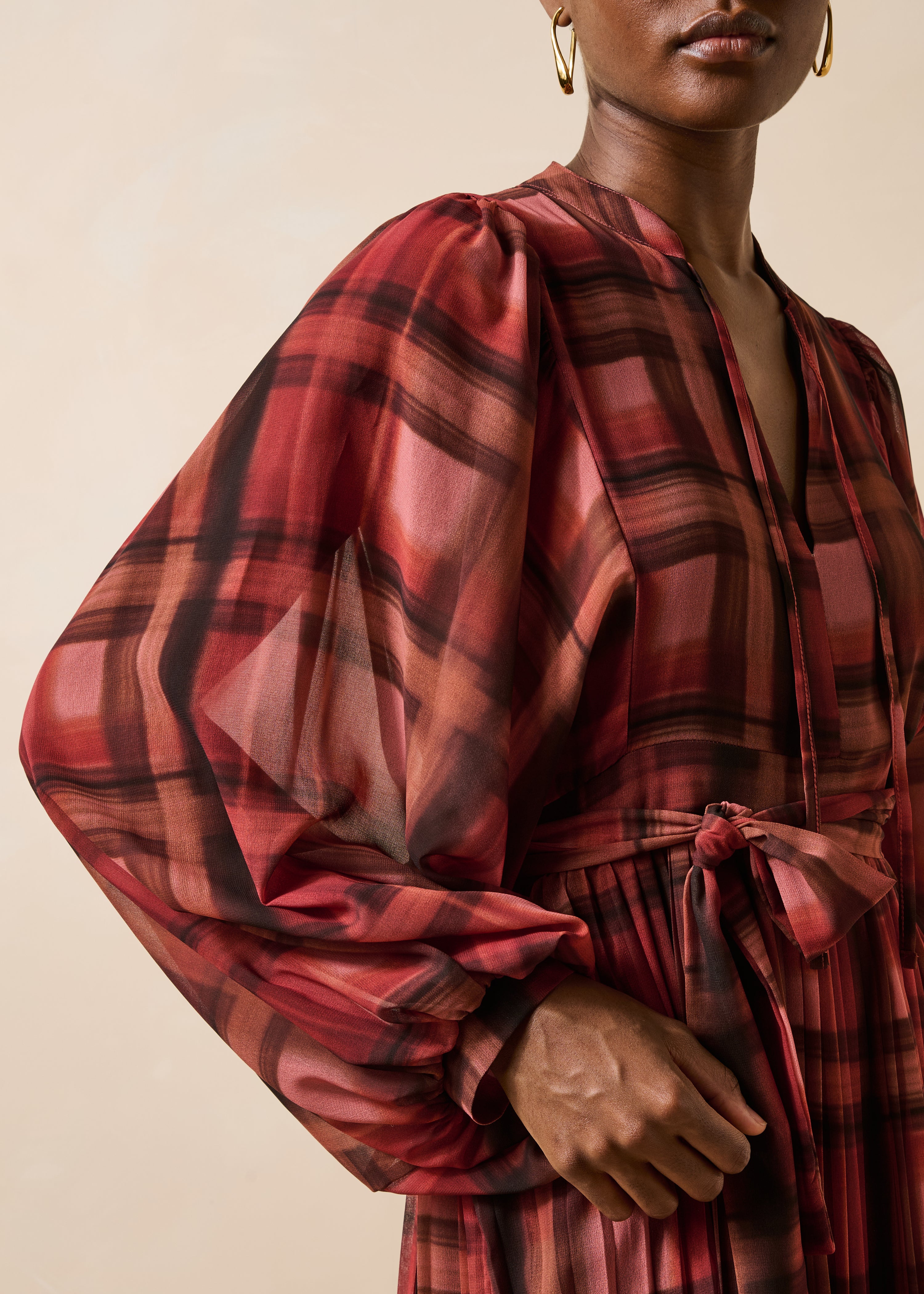Long terracotta checkered dress with long sleeves