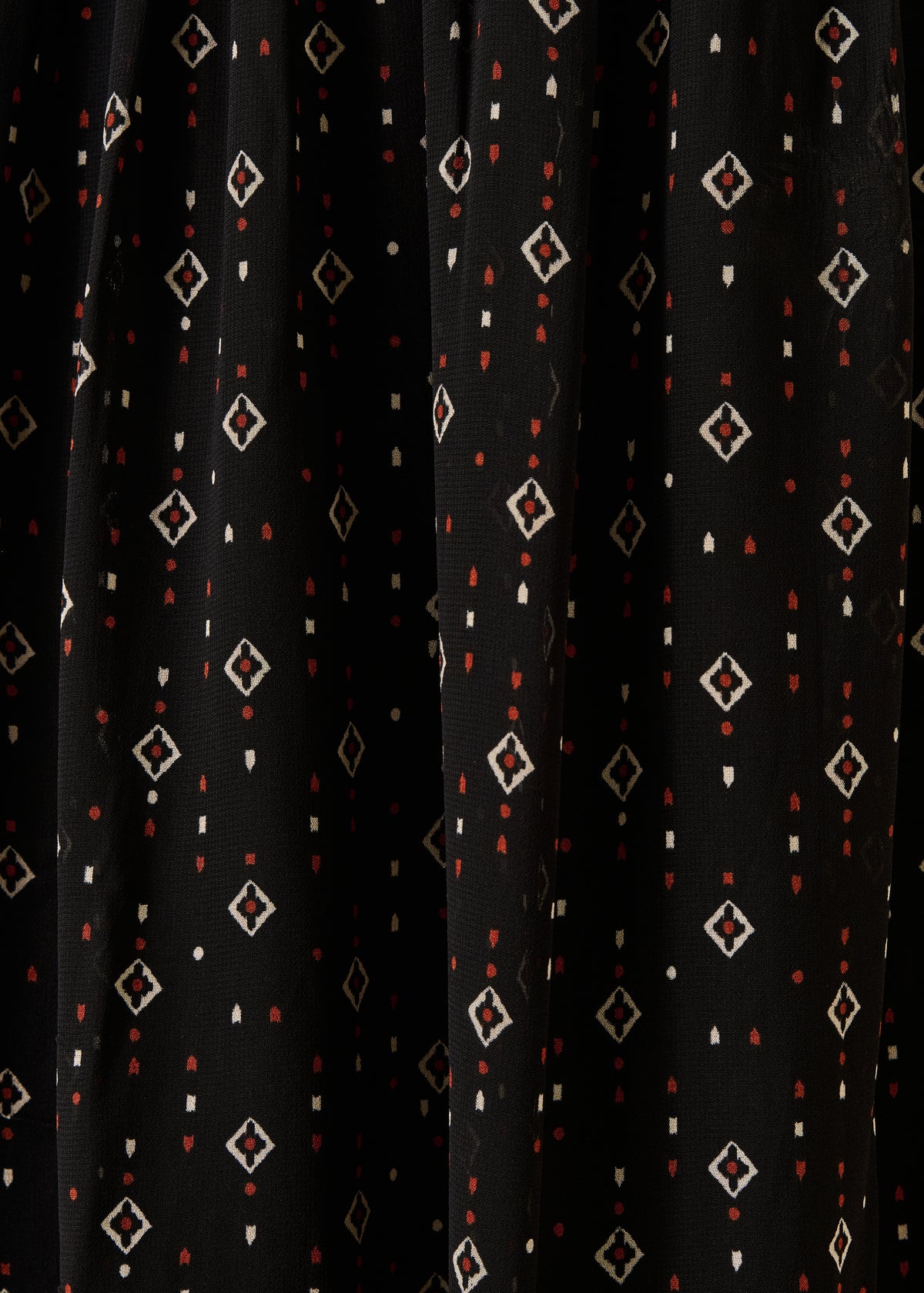 Robe noire - Gumia