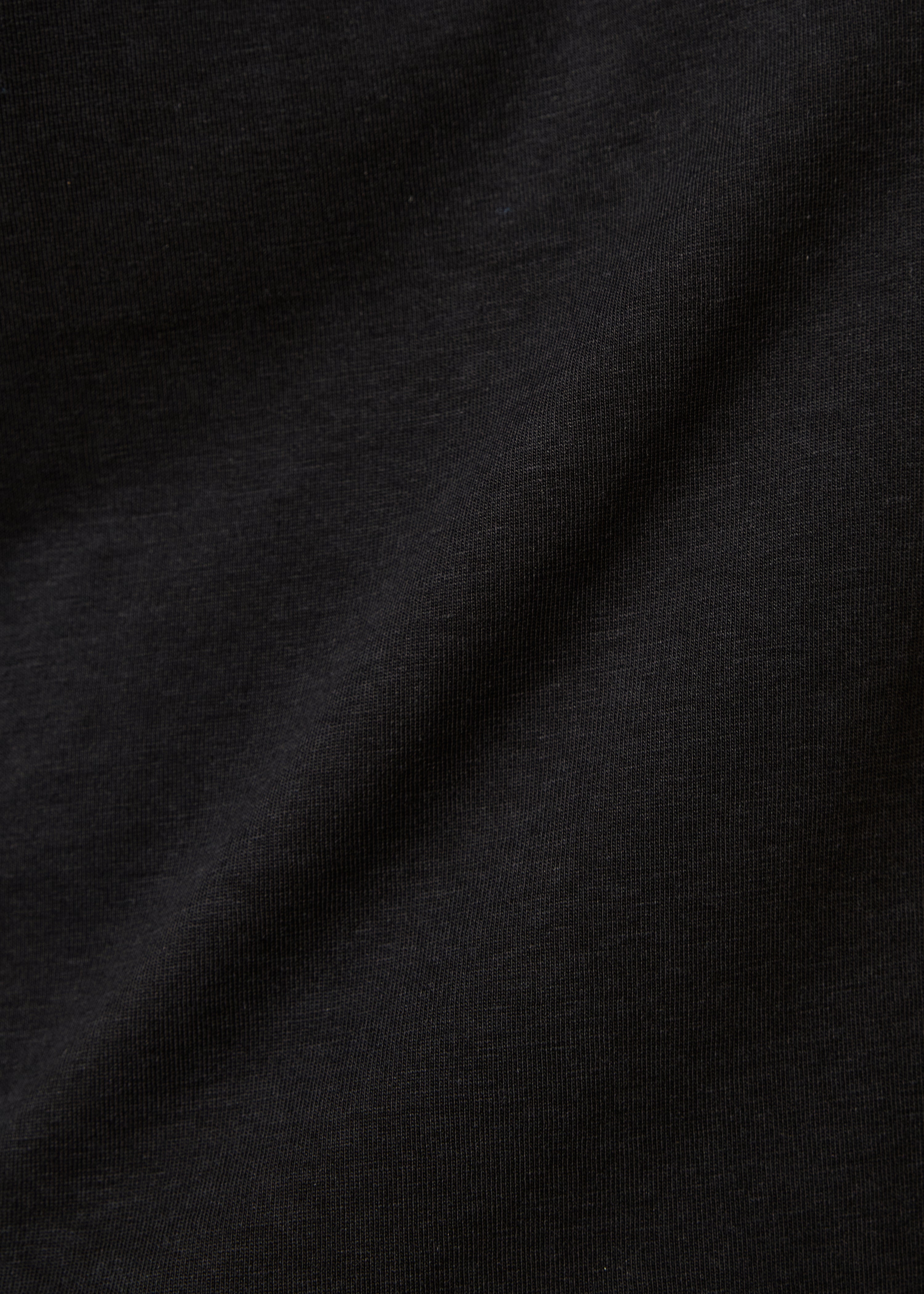 T-shirt noir en lyocell manches longues col rond