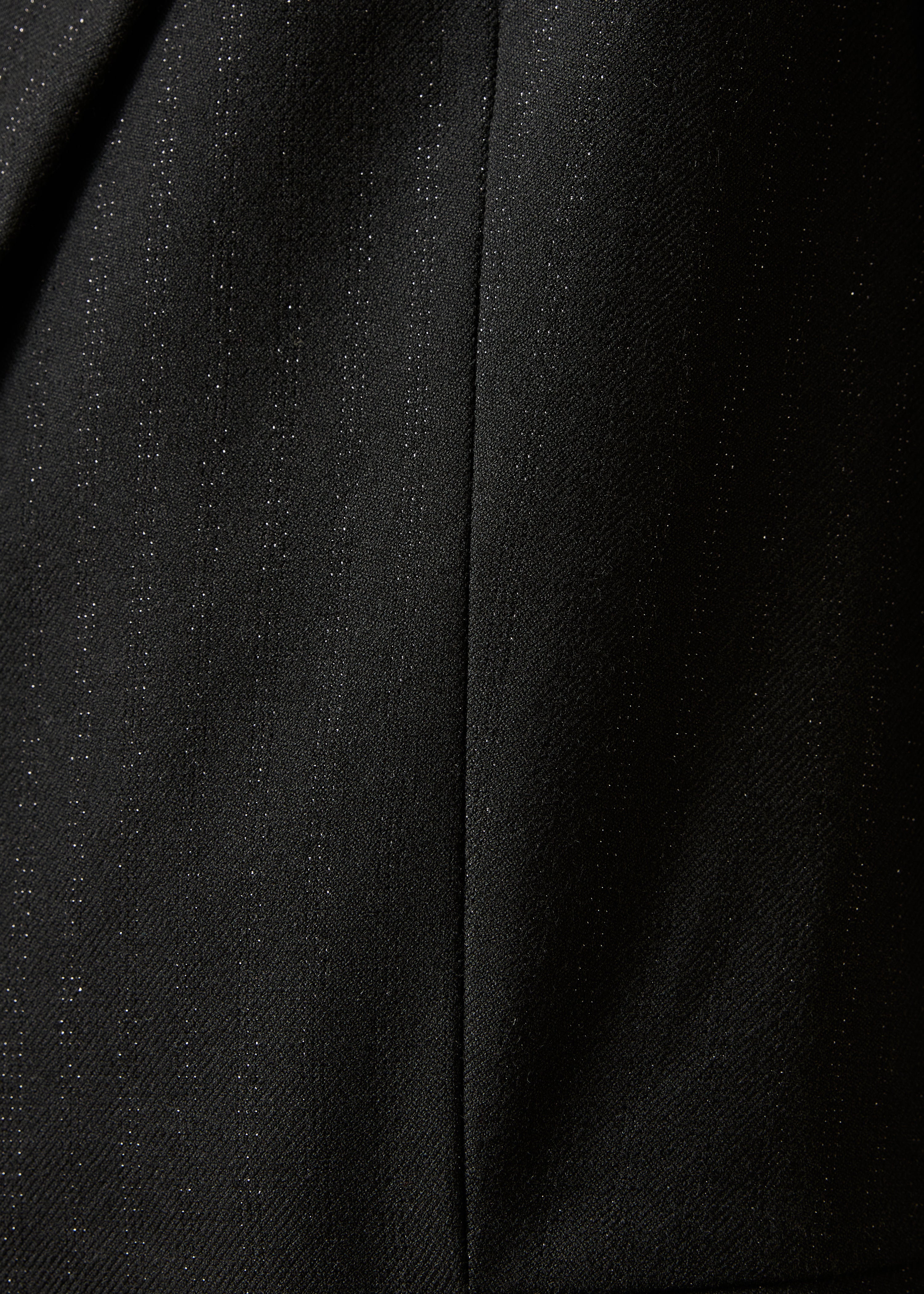 Zwarte getailleerde blazer met lange mouwen en strepen