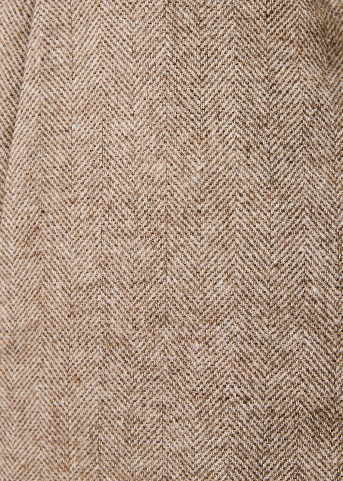 Beige tweed jacket with long sleeves and a stand-up collar