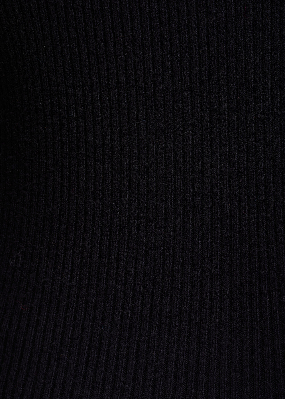 Pull col roulé