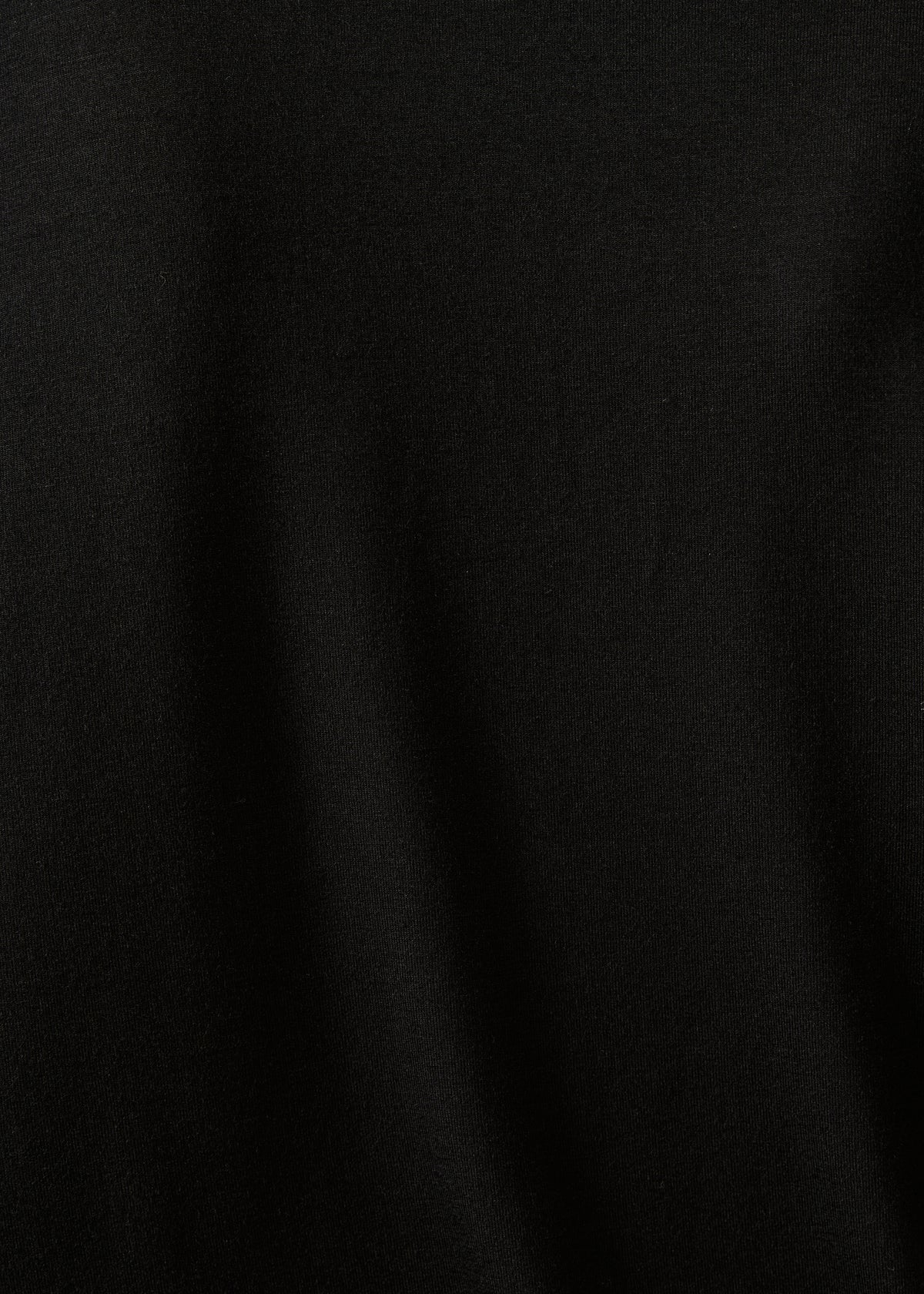 Loose black fluid long-sleeve V-neck T-shirt