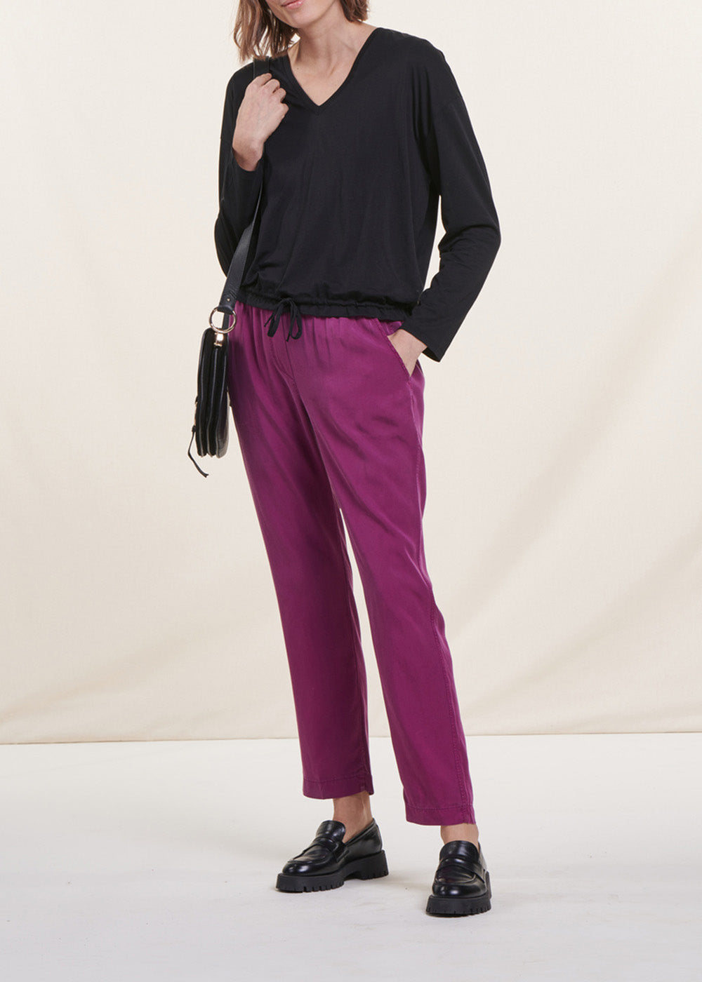 Pantalon fluide violet en lyocell