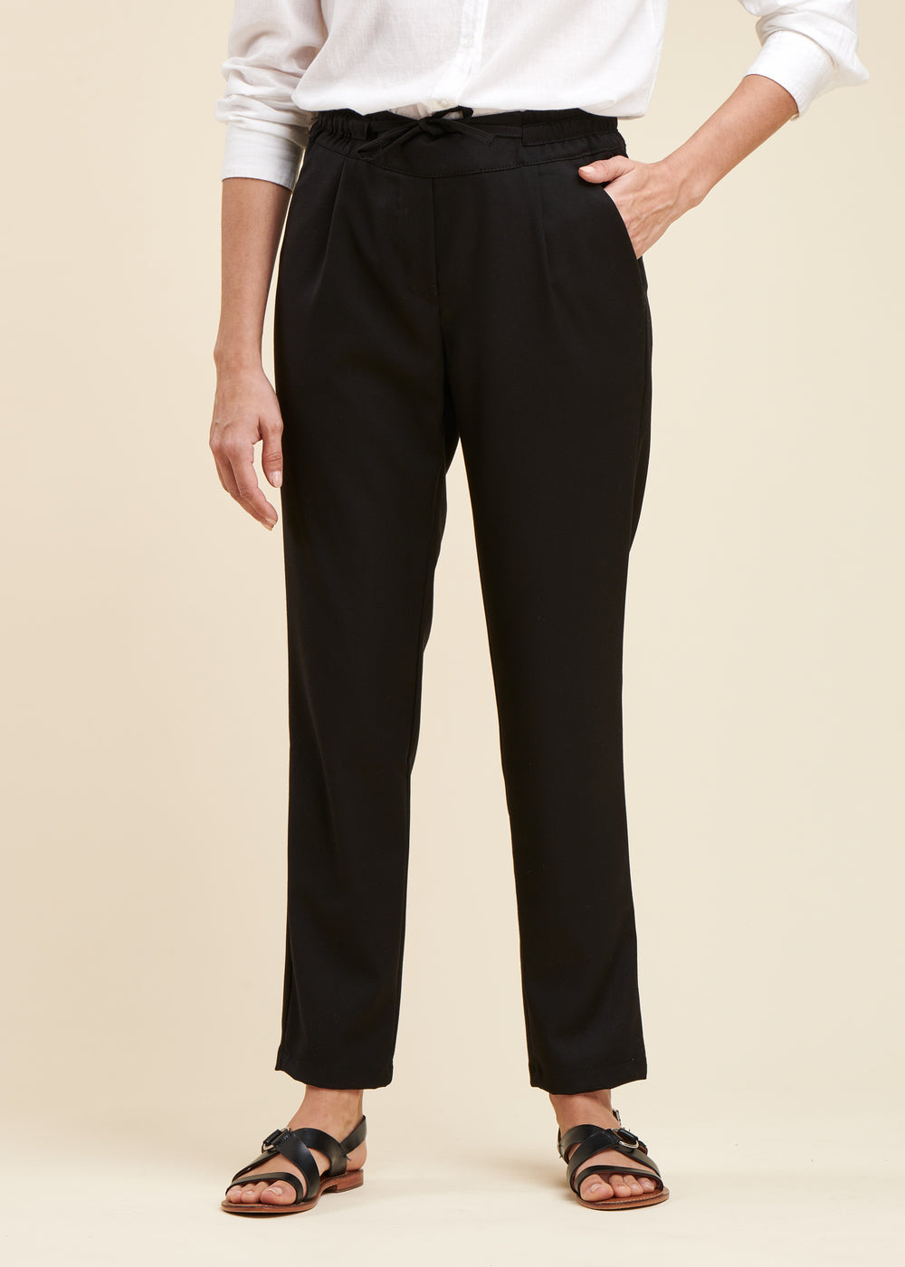 Pantalon coupe carotte