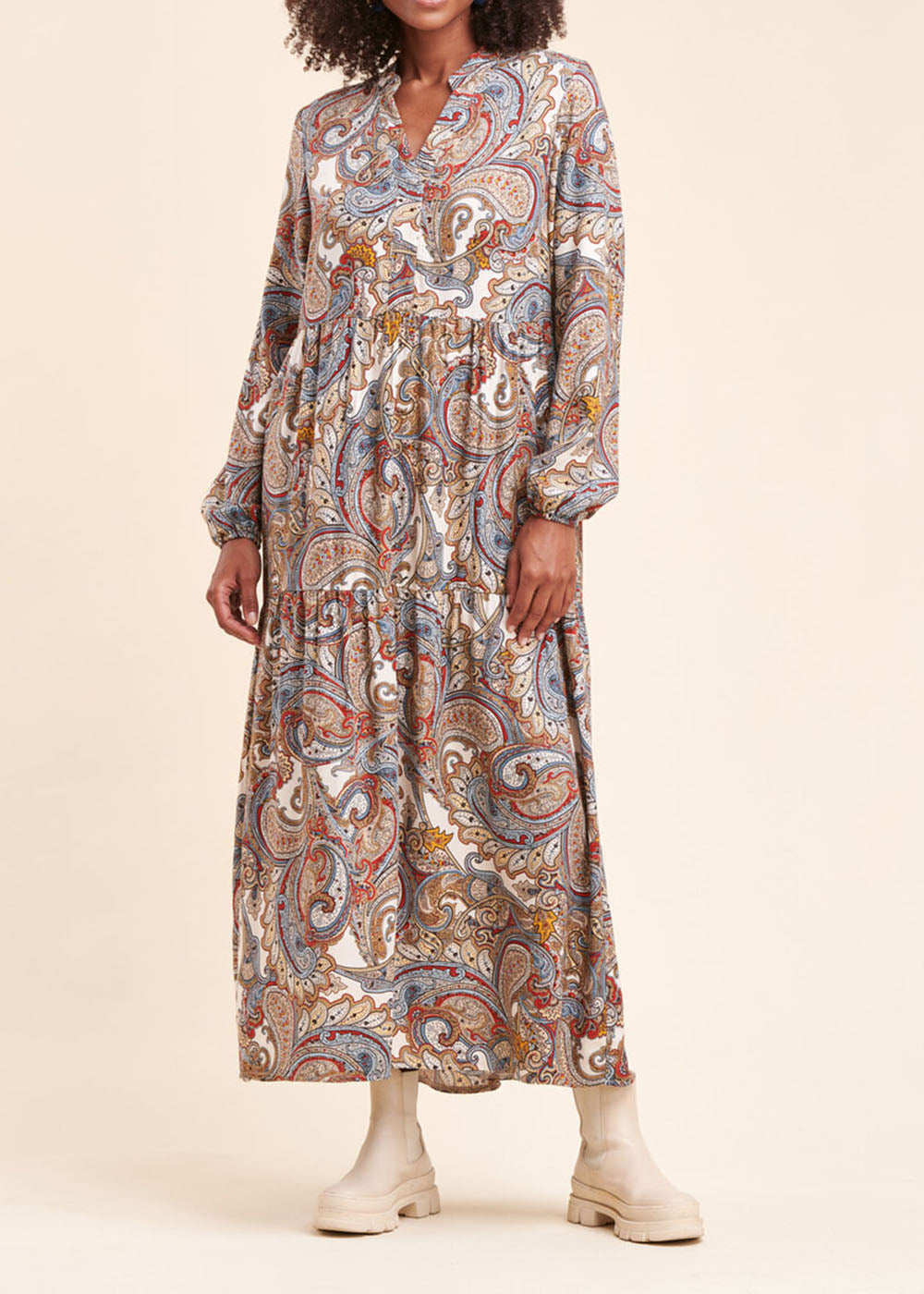 Langes Kleid mit Paisley-Print