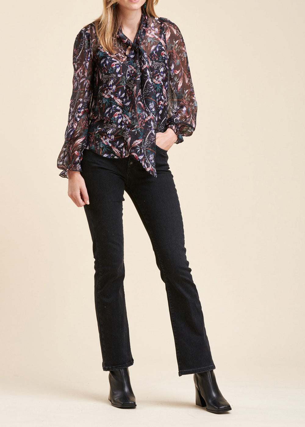 Loose floral-print blouse in viscose voile and silk