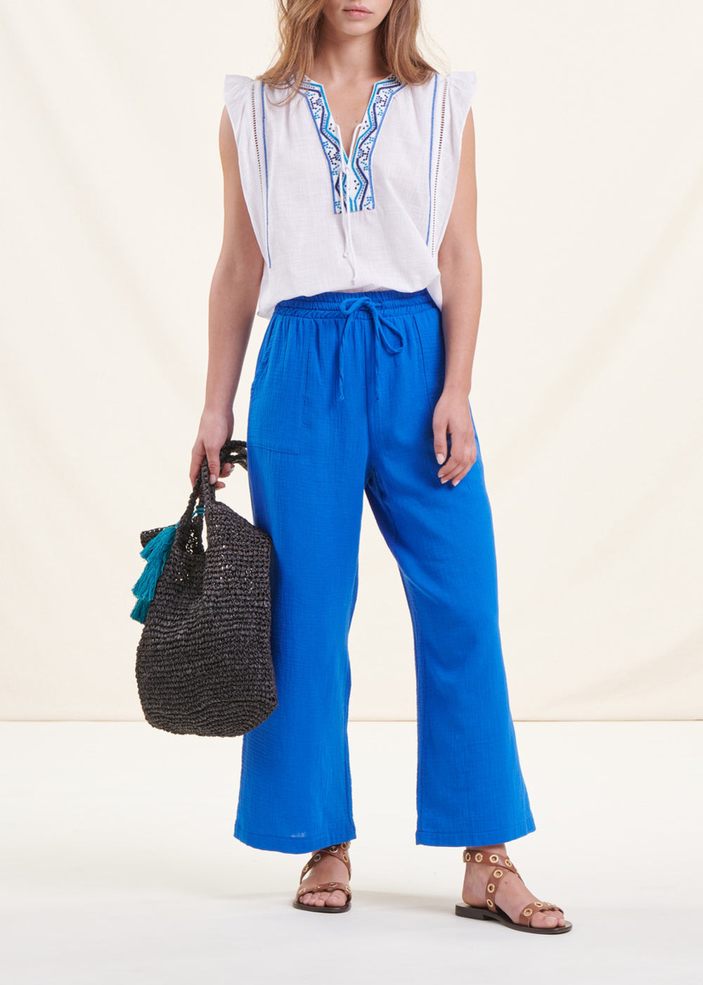 Pantacourt bleu roi en gaze de coton