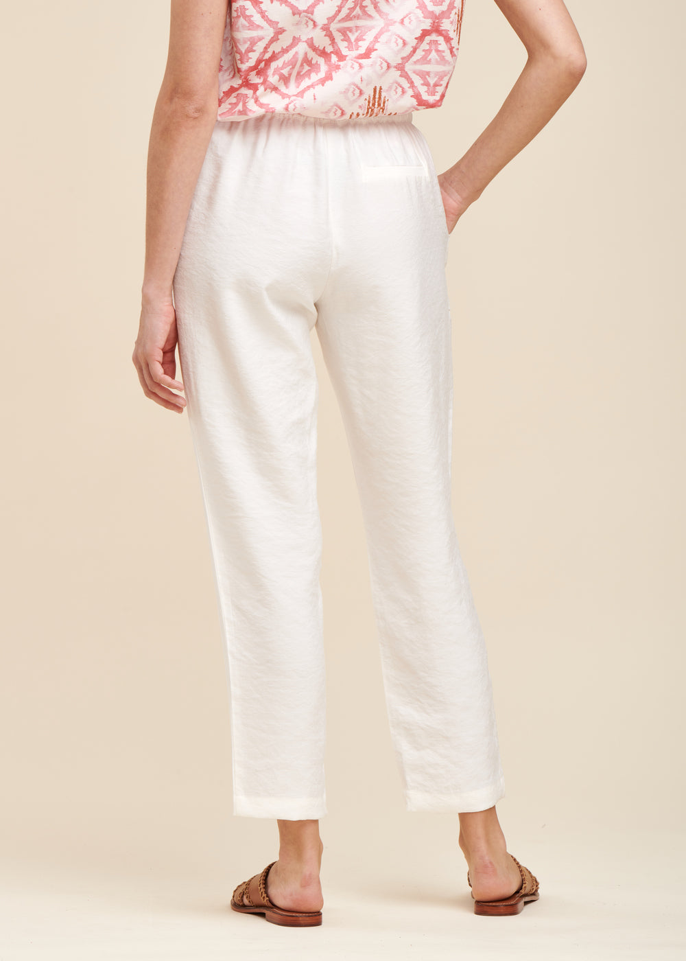 Pantalon fluide, coupe carotte