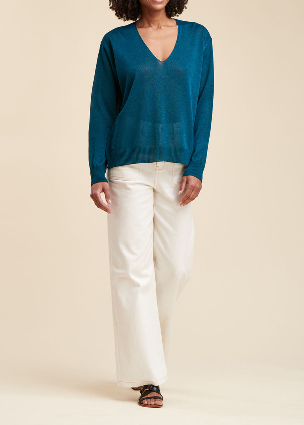 Fine and fluid knit sweater