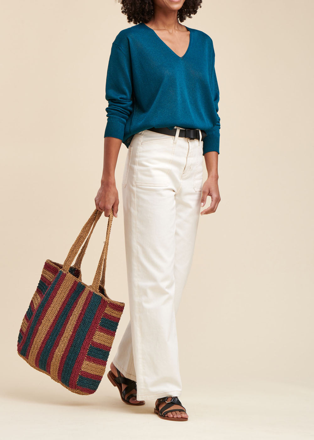 Fine and fluid knit sweater