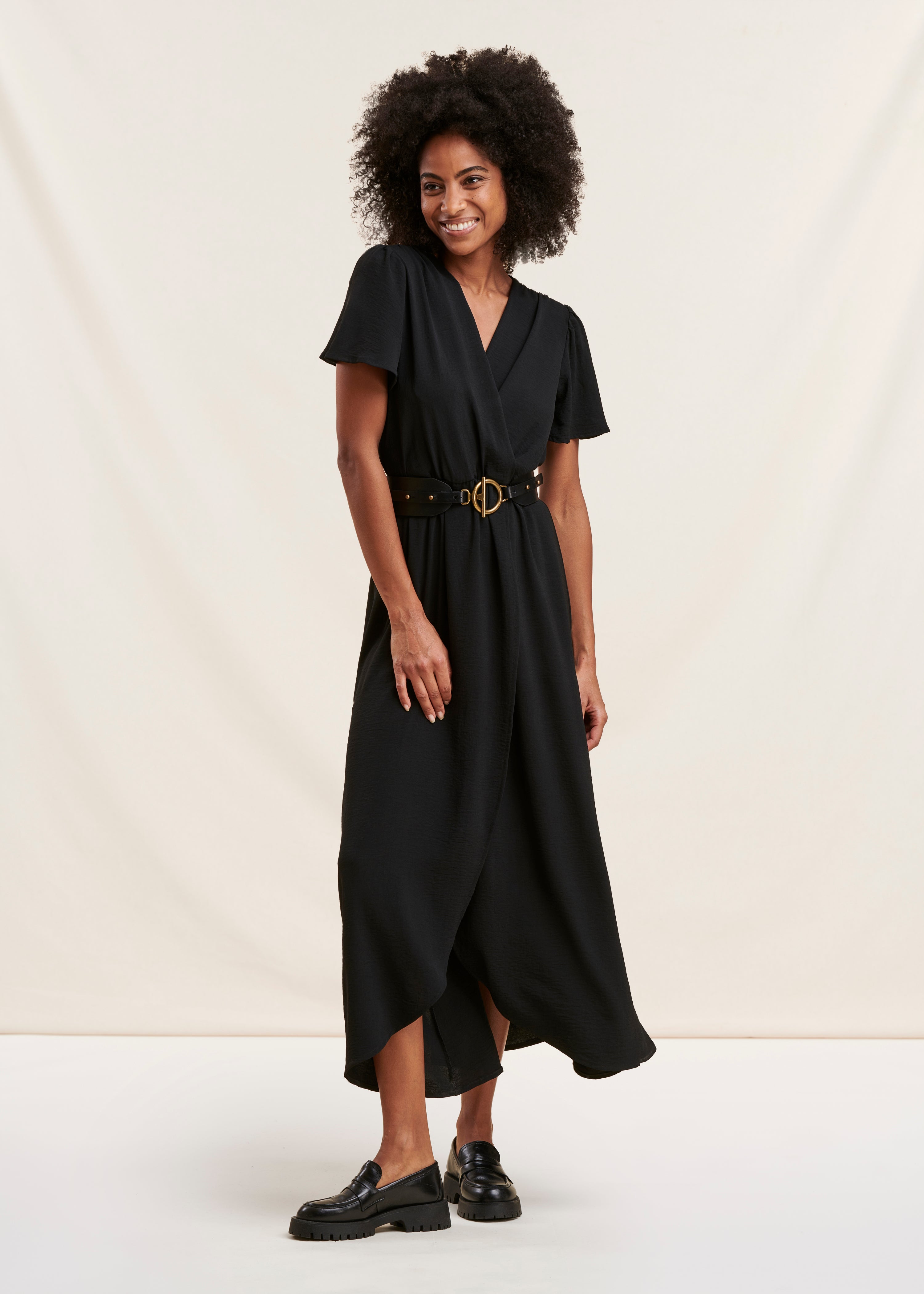 Robe longue noire faux portefeuille