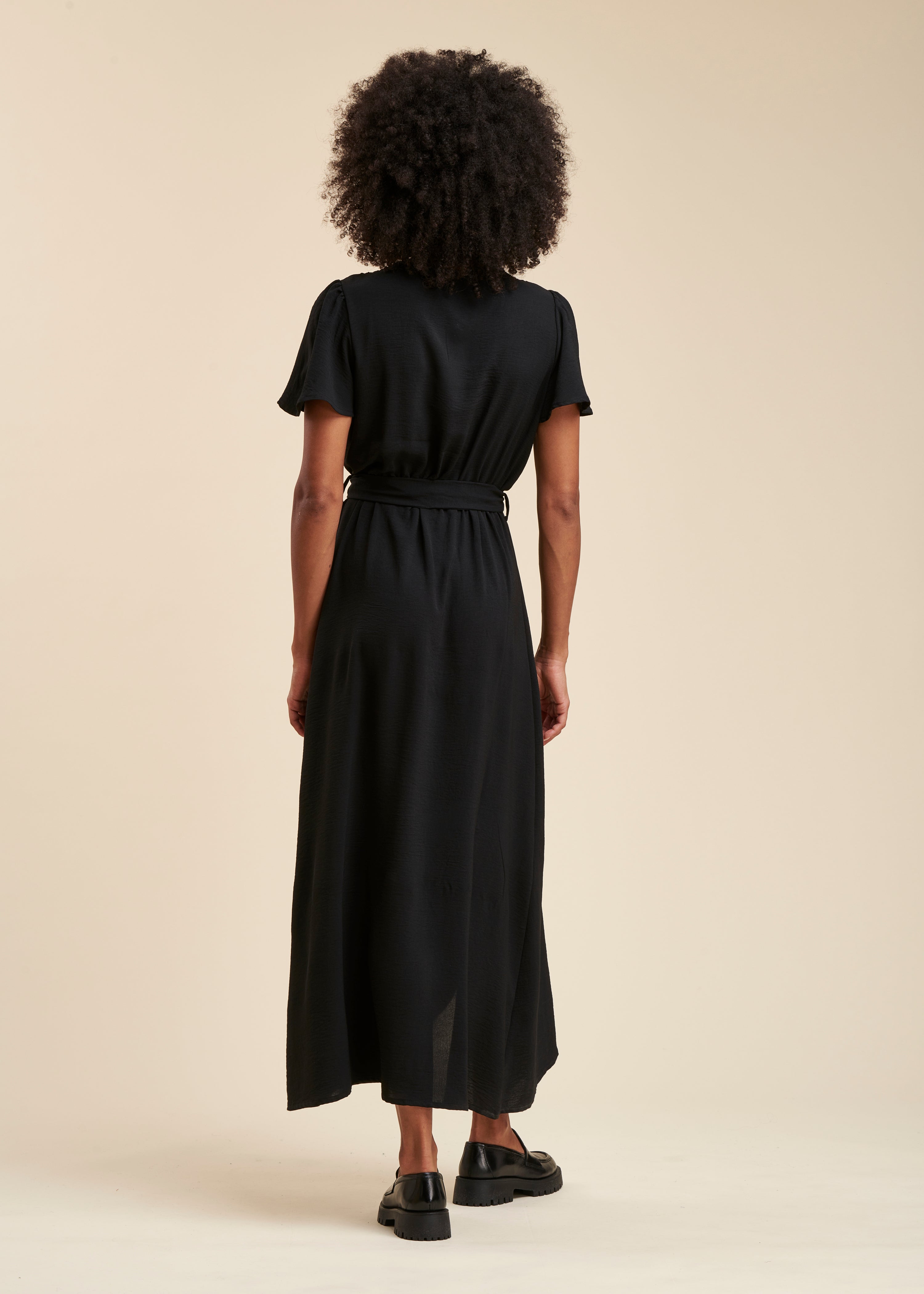 Robe longue noire faux portefeuille