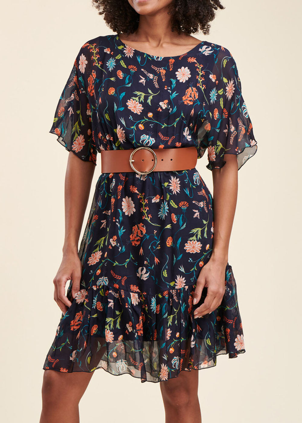 Vestido corto de seda viscosa con estampado floral