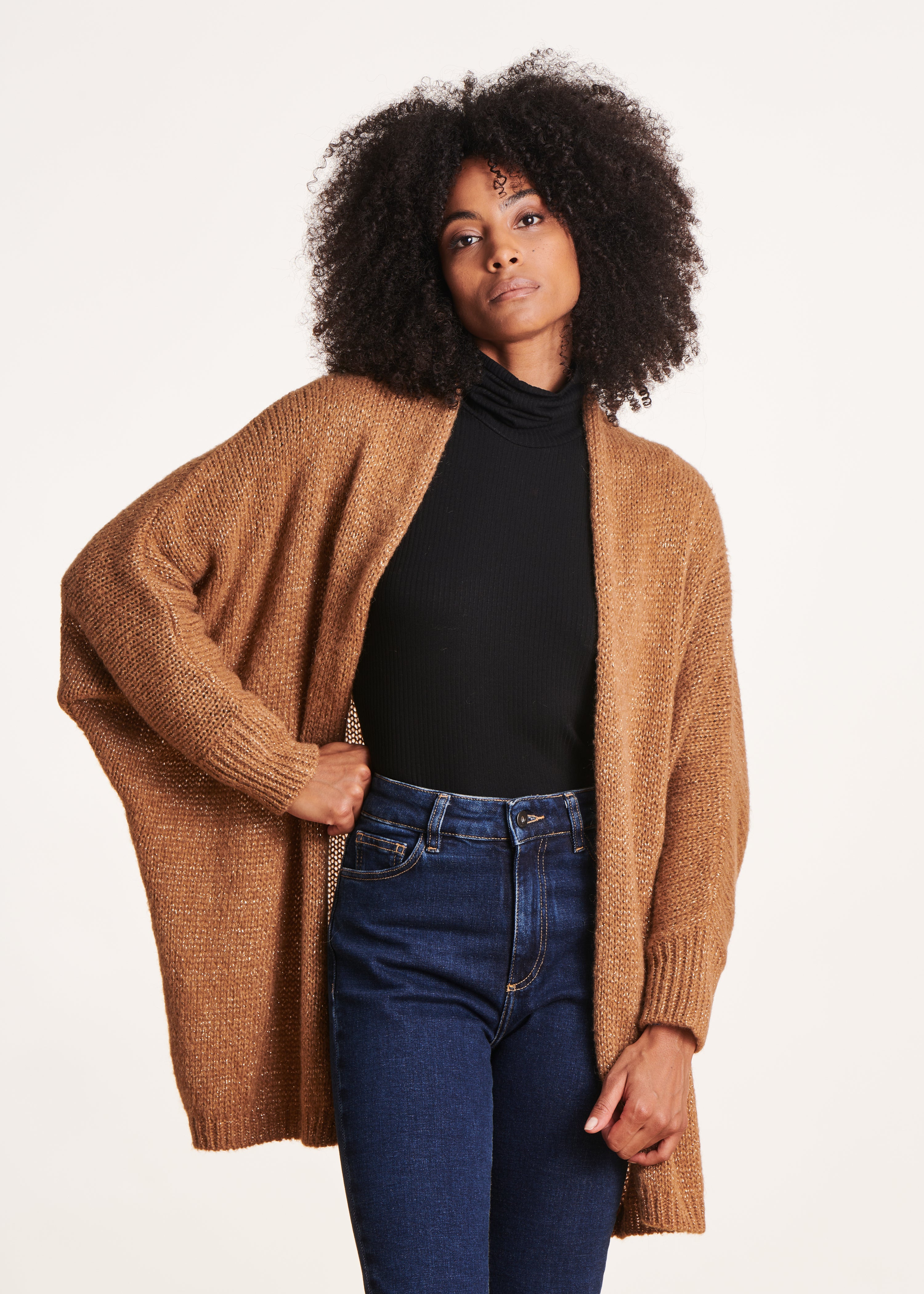 Gilet droit long à capuche amovible camel femme | Bréal Gilet droit long à capuche amovible camel femme | Bréal