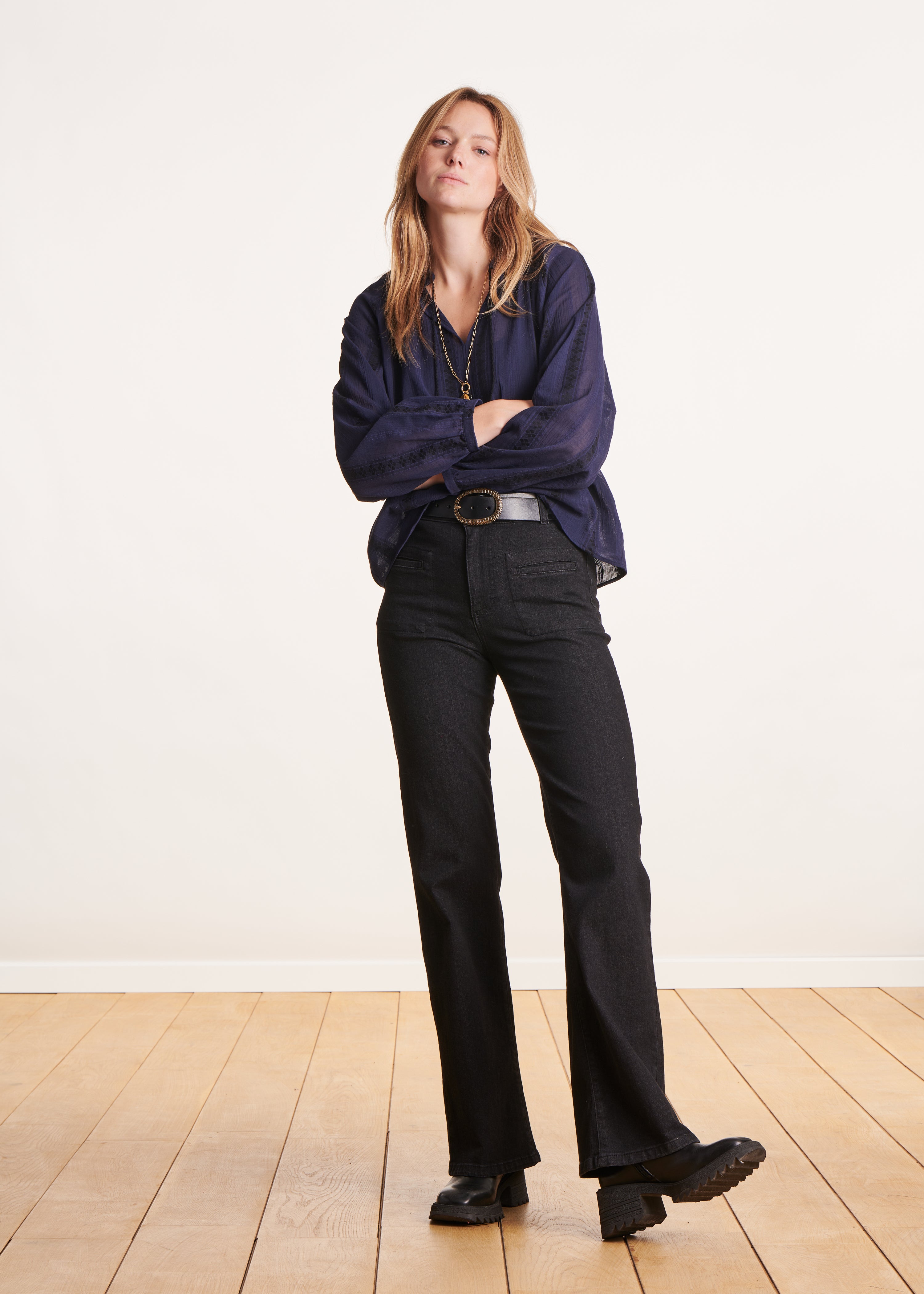 Black high-rise bootcut jeans in organic cotton