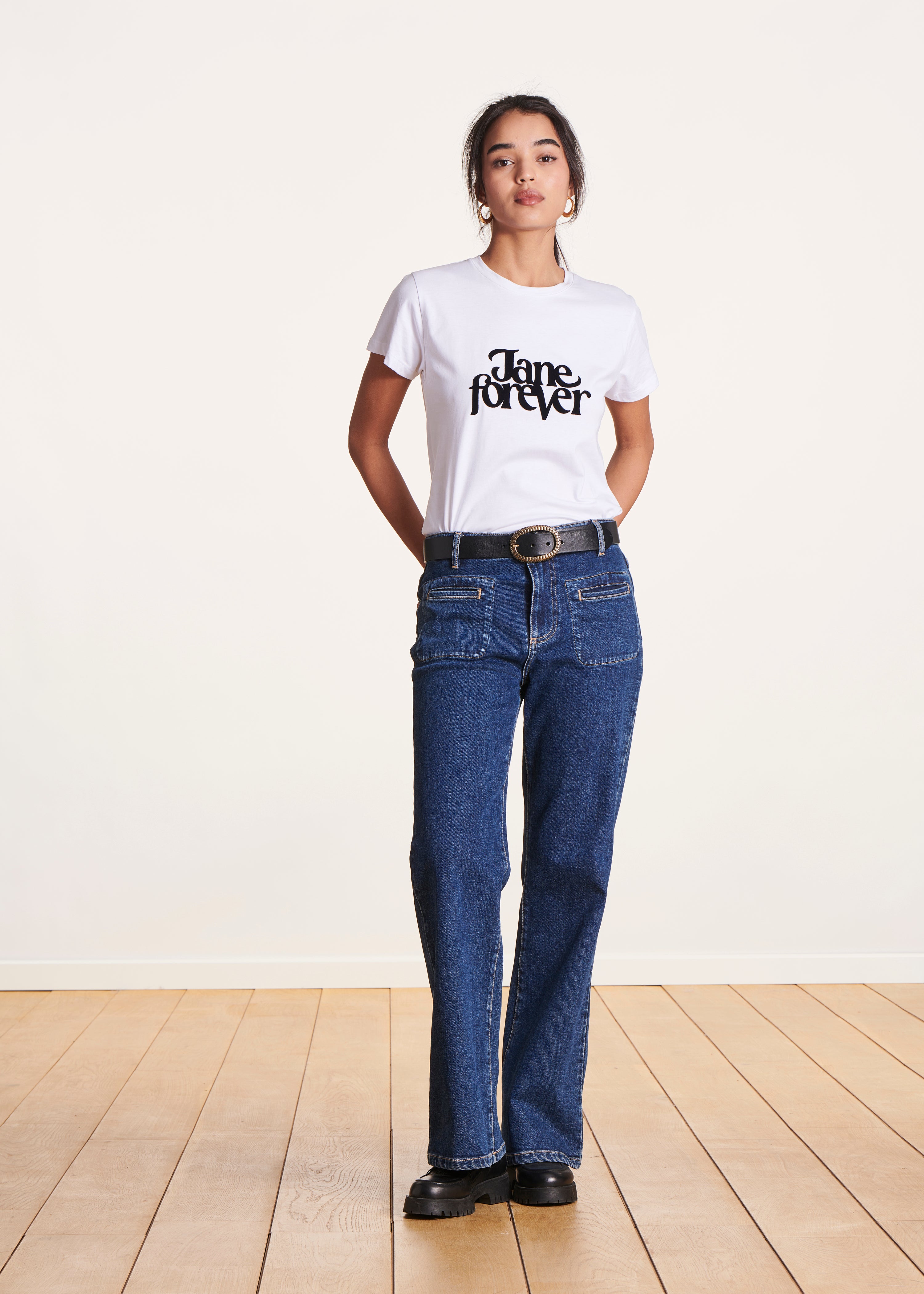 High-rise bootcut jeans in organic cotton