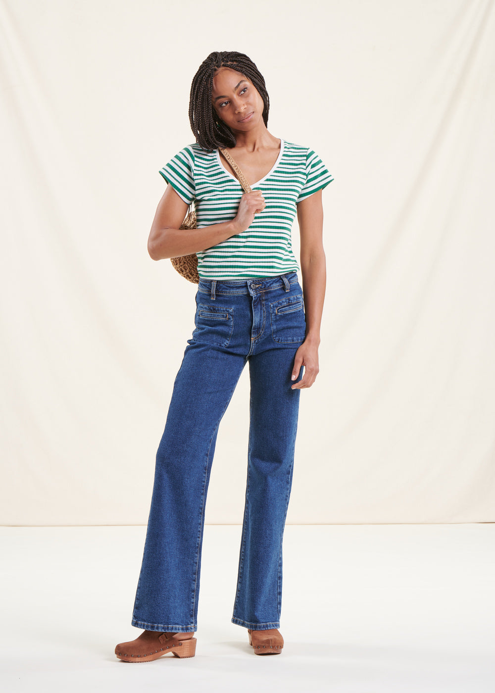 High-rise bootcut jeans in organic cotton