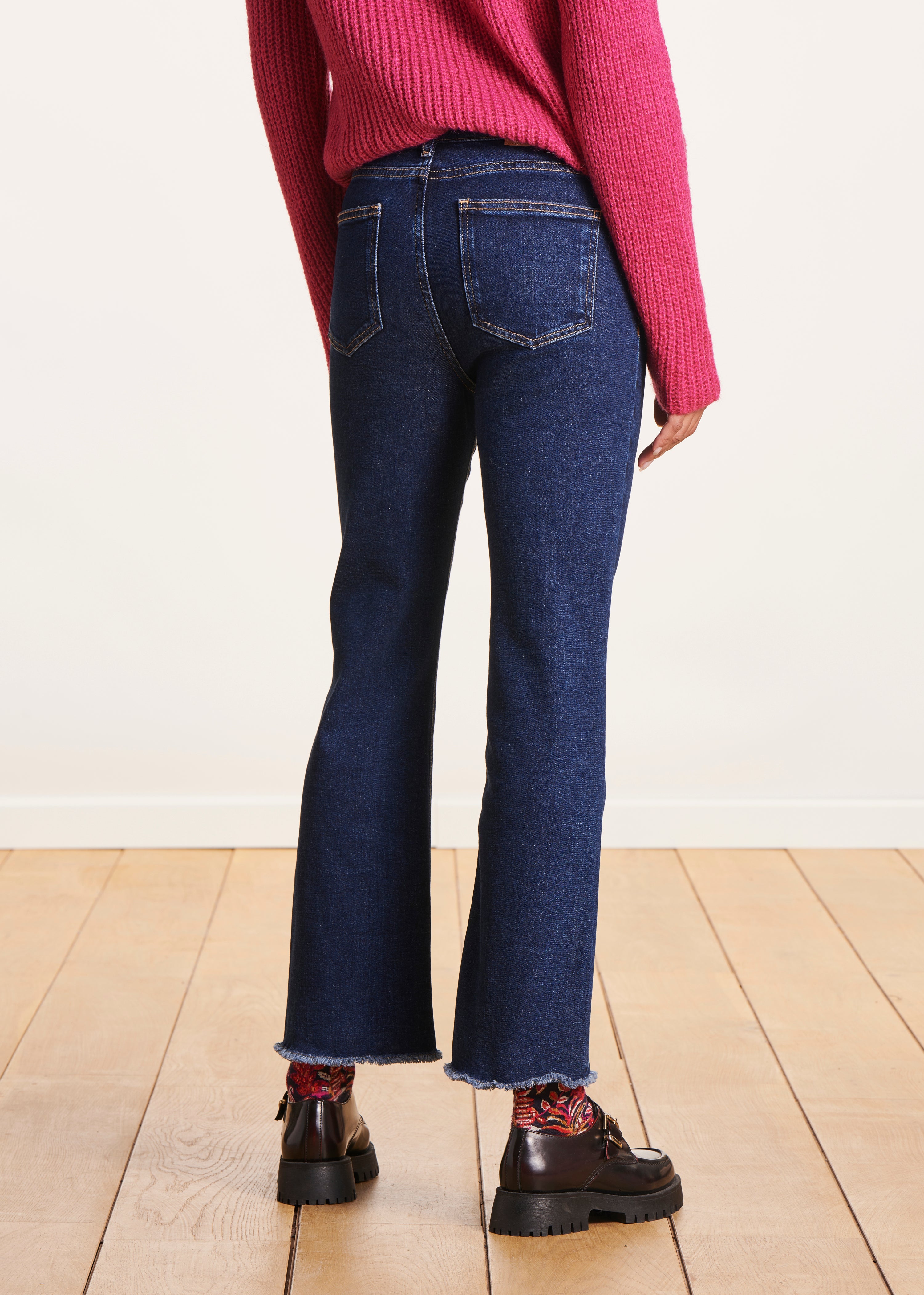 Raw cropped jeans in organic cotton