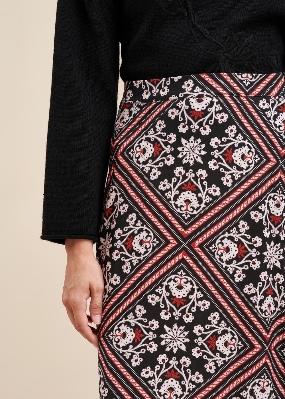 Halflange rok van Ecovero-viscose met sjaalprint