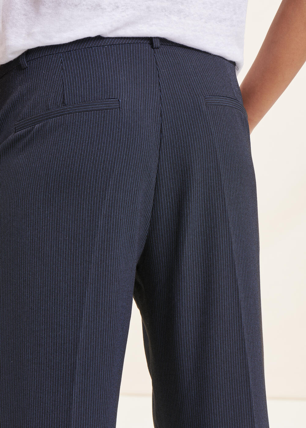 Pantalon bleu marine droit 7/8ème