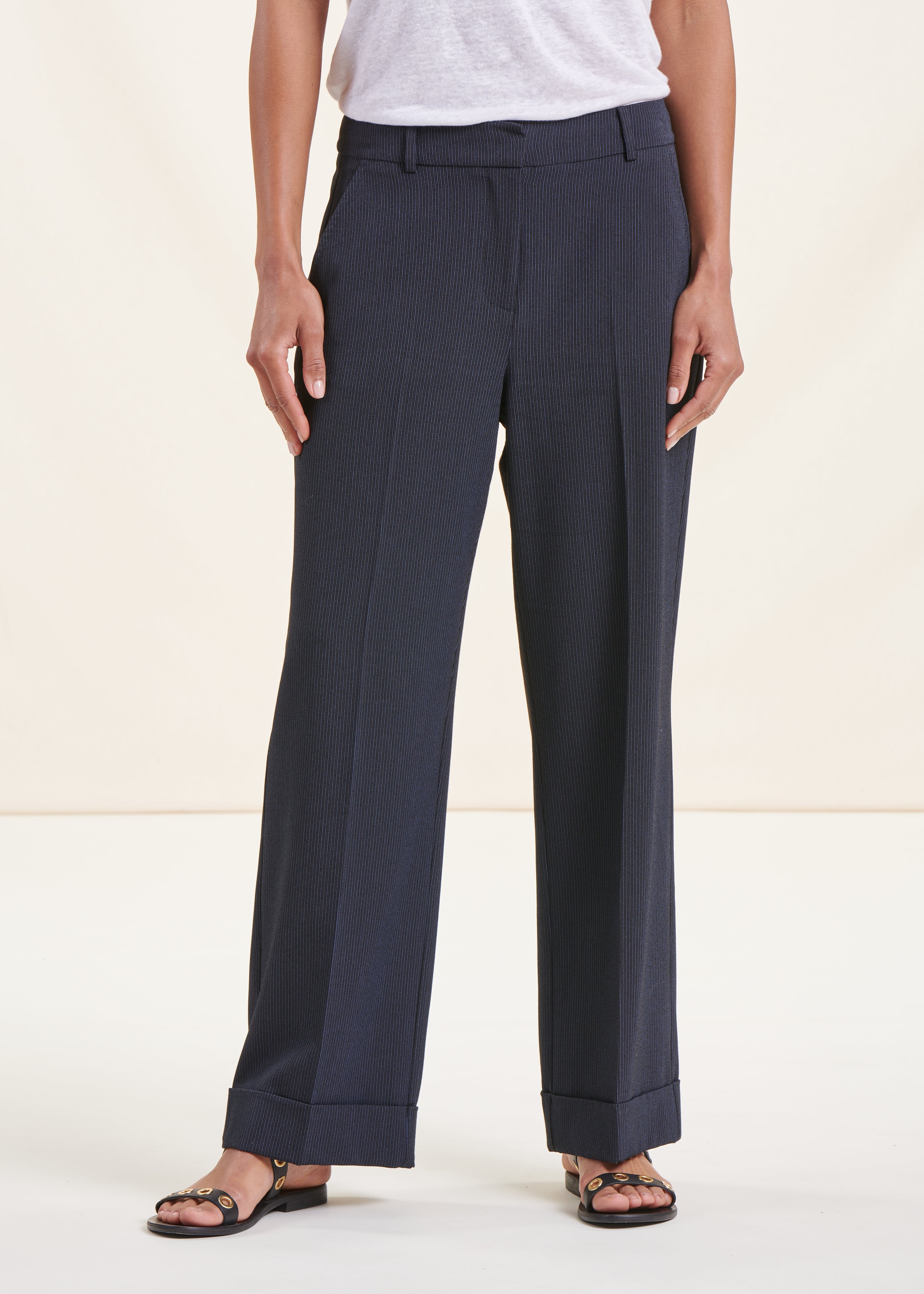 Pantalon bleu marine droit 7/8ème