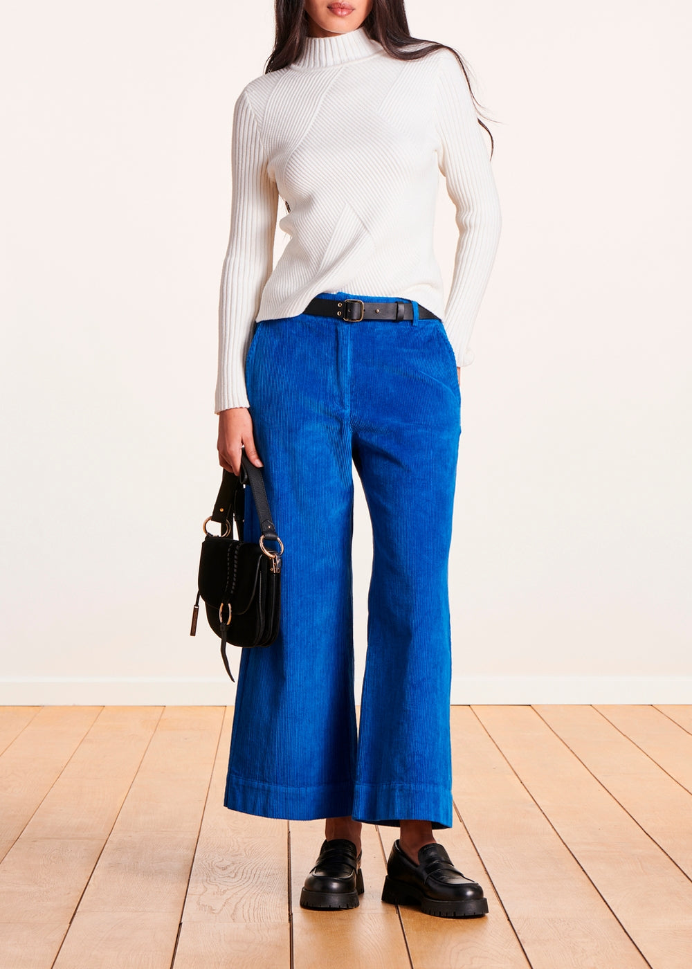 Pantalon bleu roi large 7/8ème en velours côtelé
