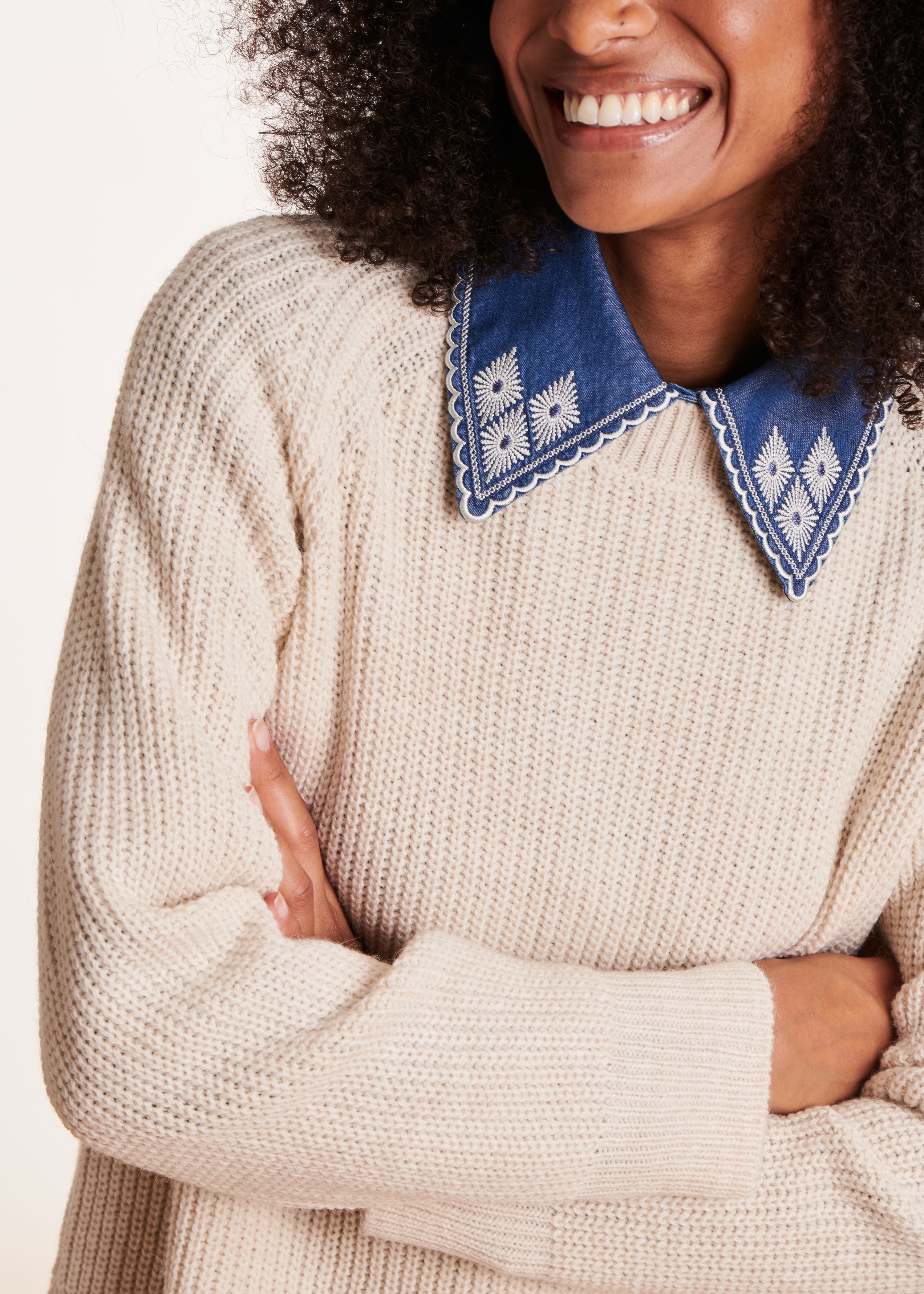 Ecru round neck sweater in beaded rib knit