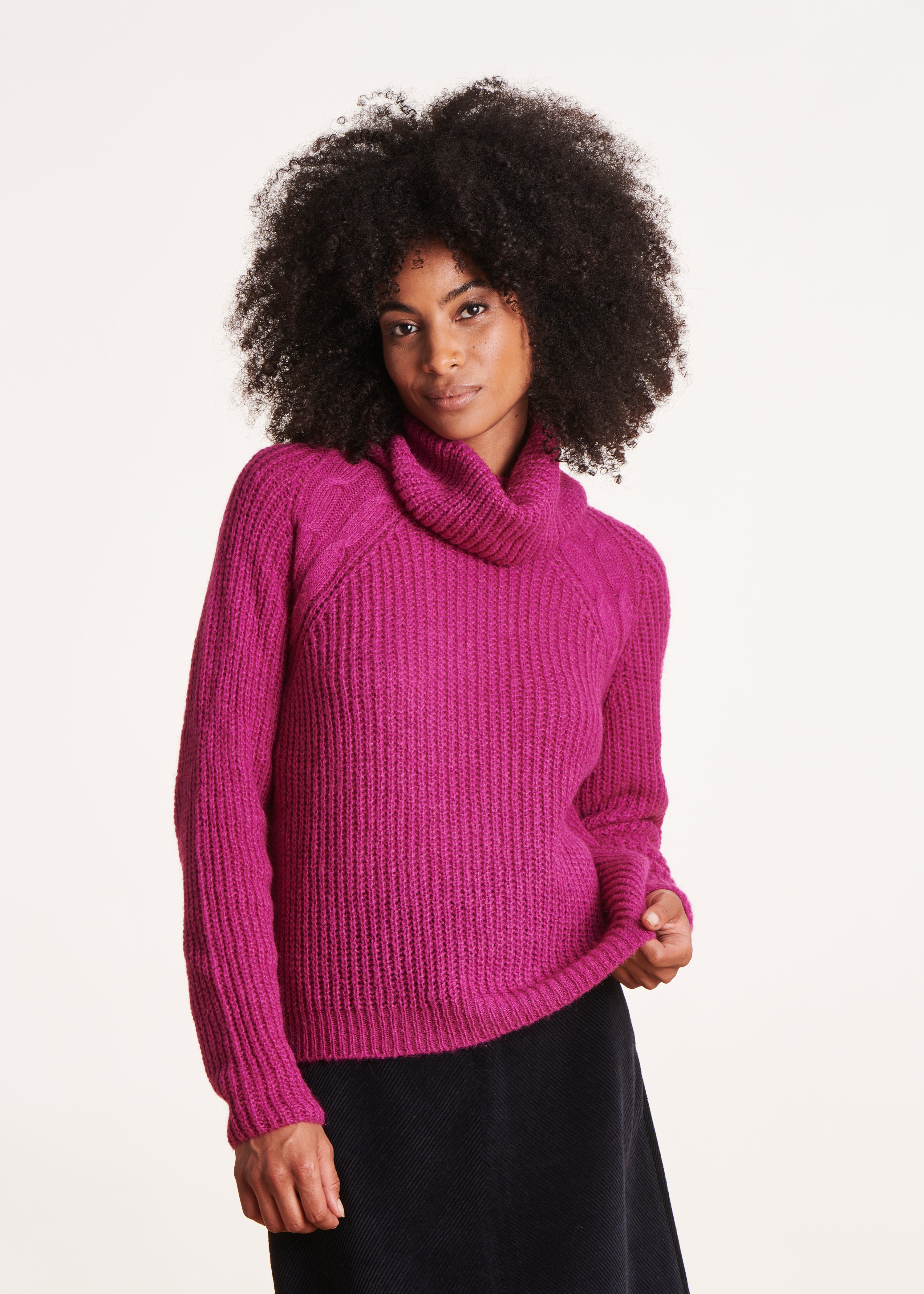 Pull rose col boule