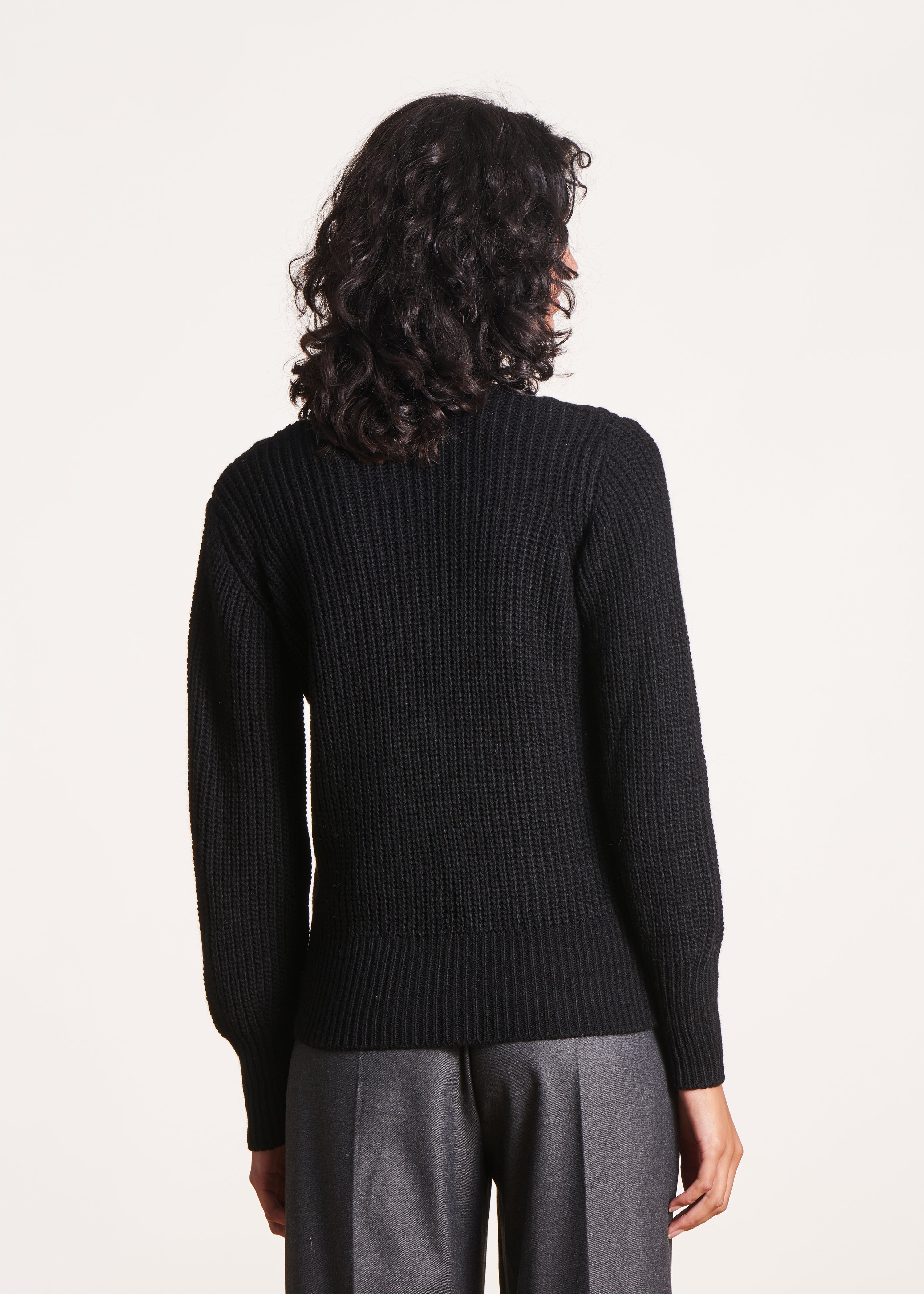 Short black V-neck sweater