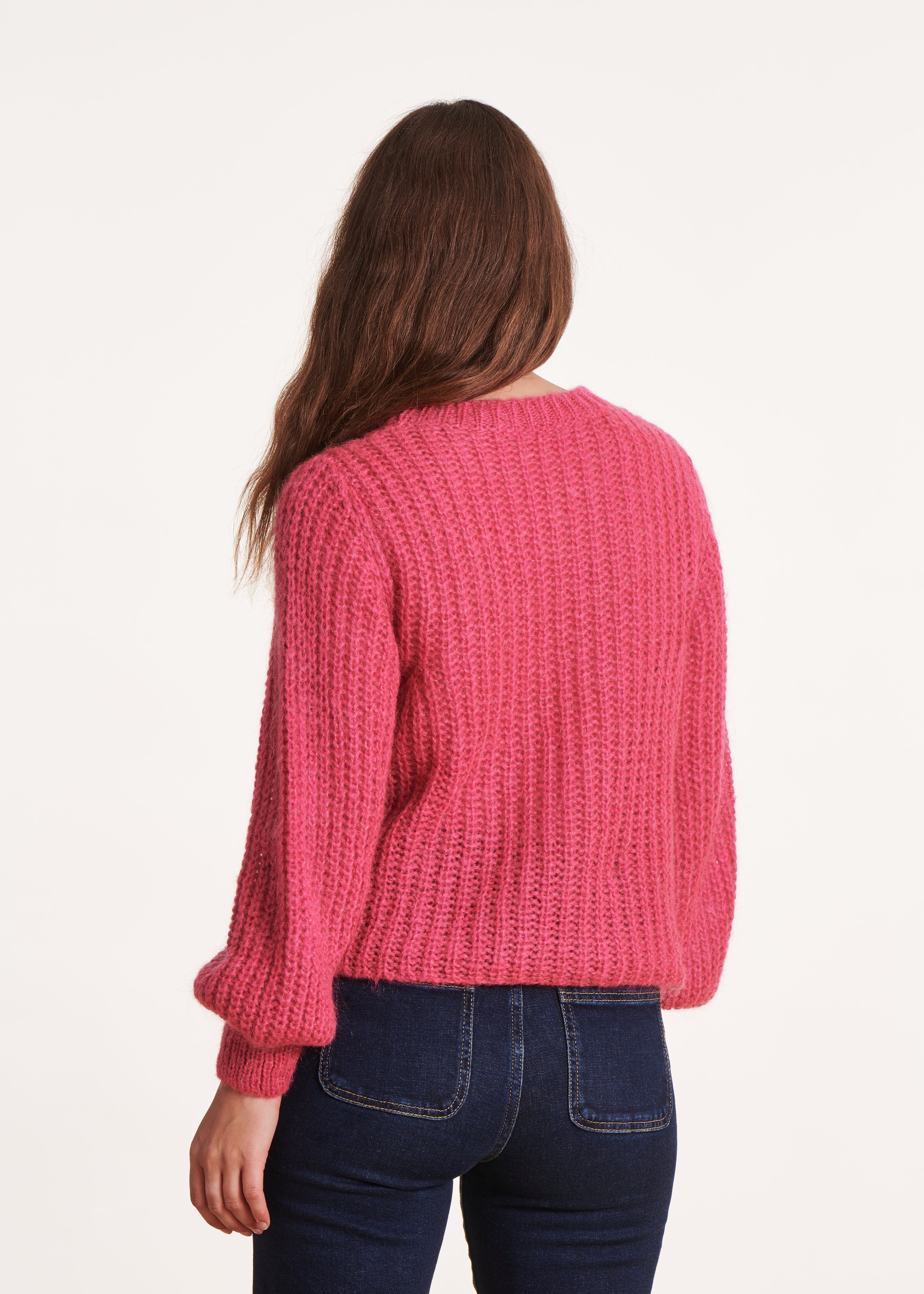 Fuchsia pink sweater with round neckline