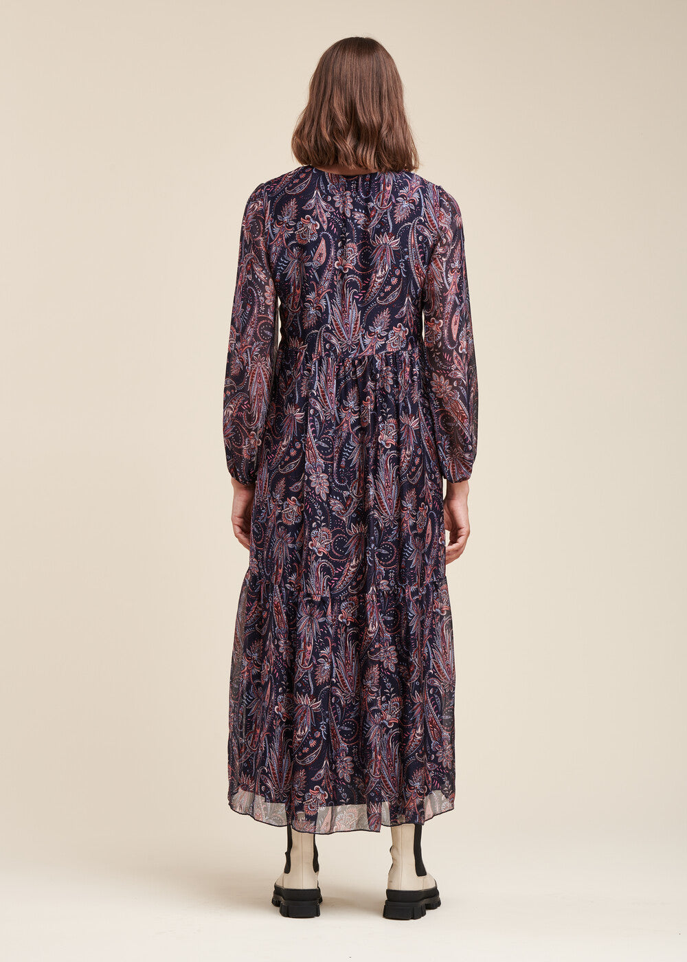 Vestido longo solto em voile de viscose de seda com estampa floral