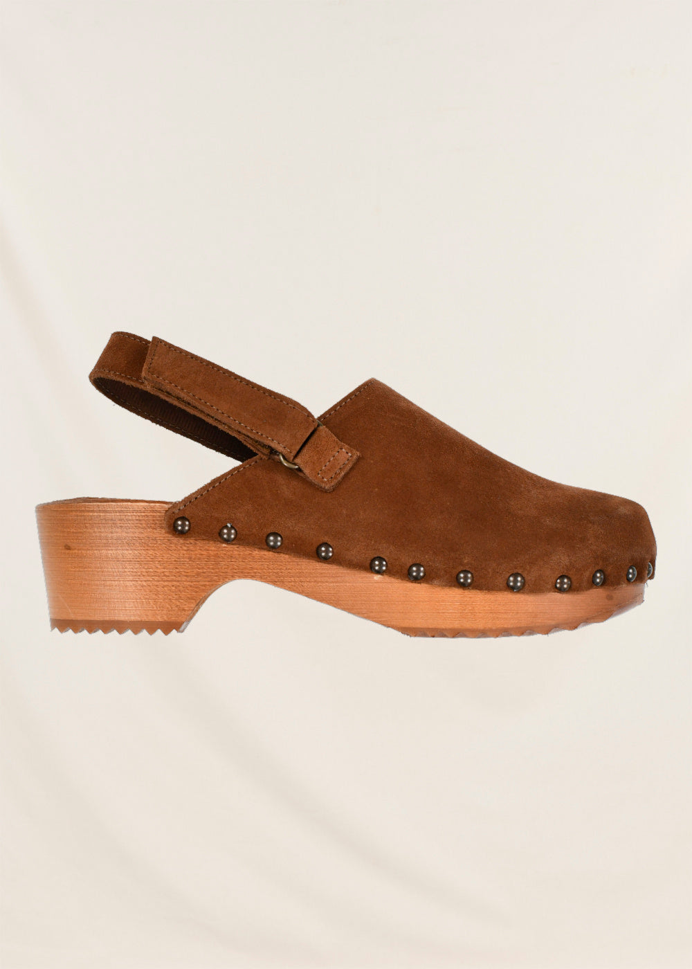 Leather clogs with strap