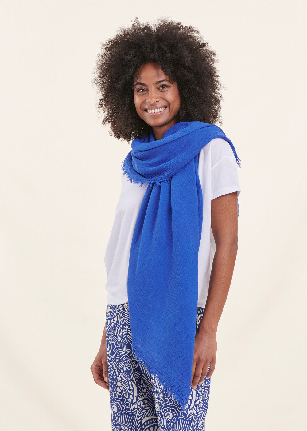 Blue organic cotton scarf