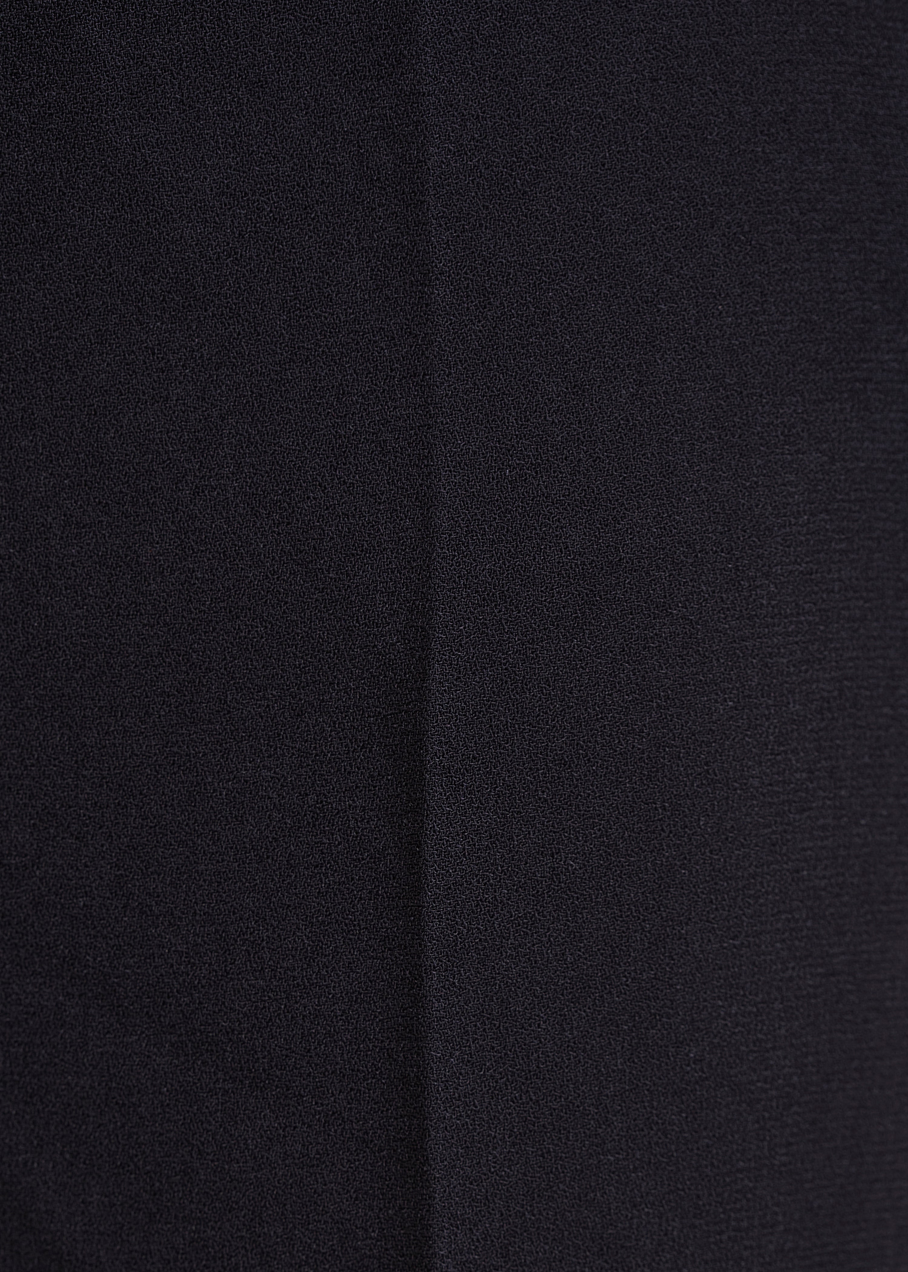 7/8th straight black trousers in crepe fabric