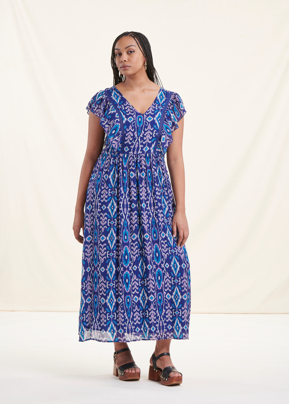 Robe longue bohème bleue sans manches imprimée