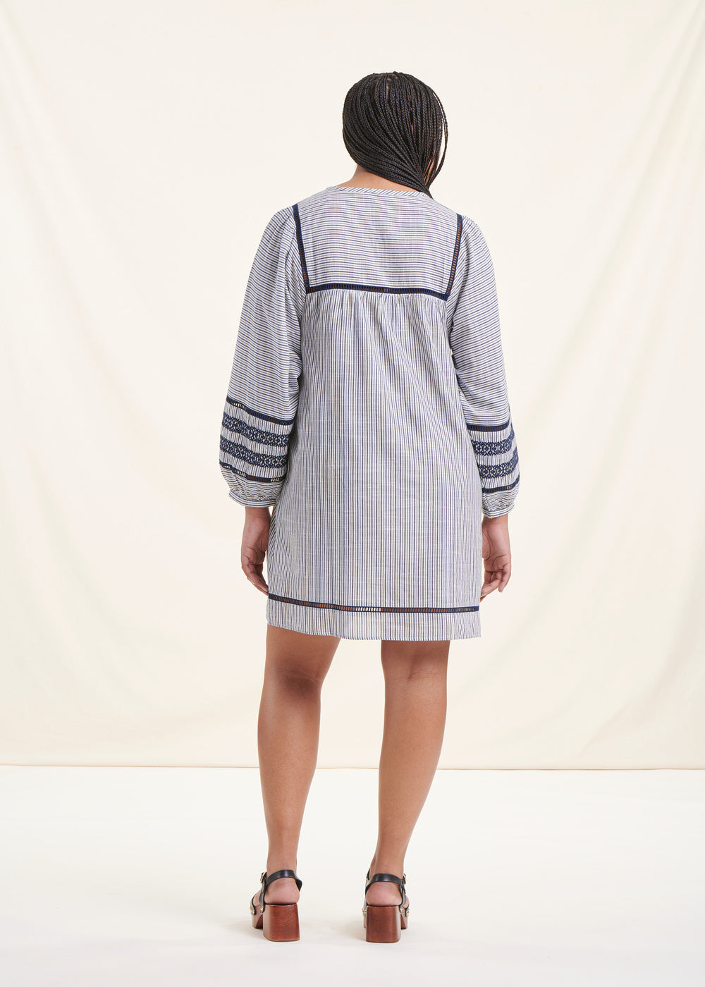 Short striped organic cotton dress with long sleeves