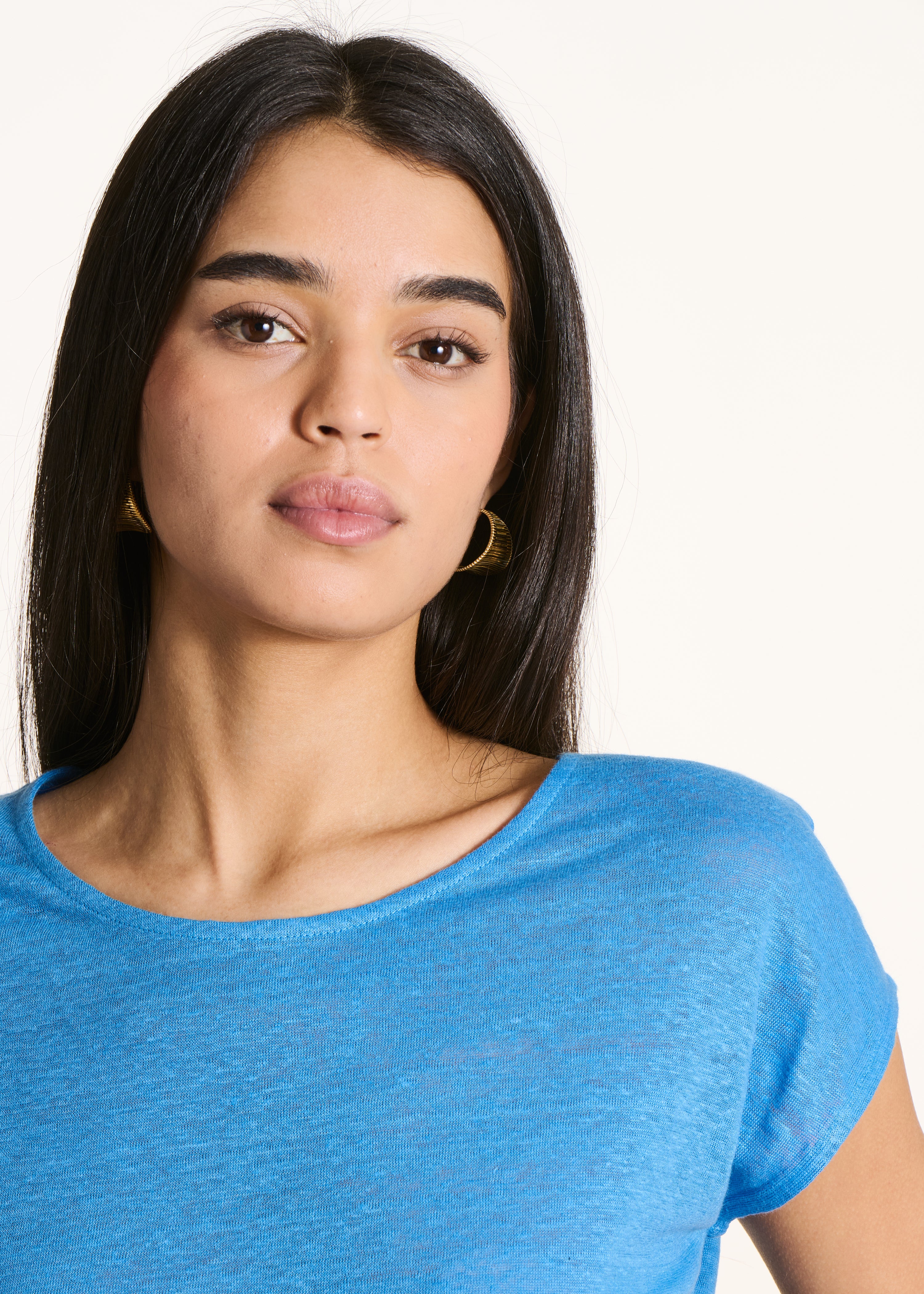 Straight T-shirt in blue linen jersey