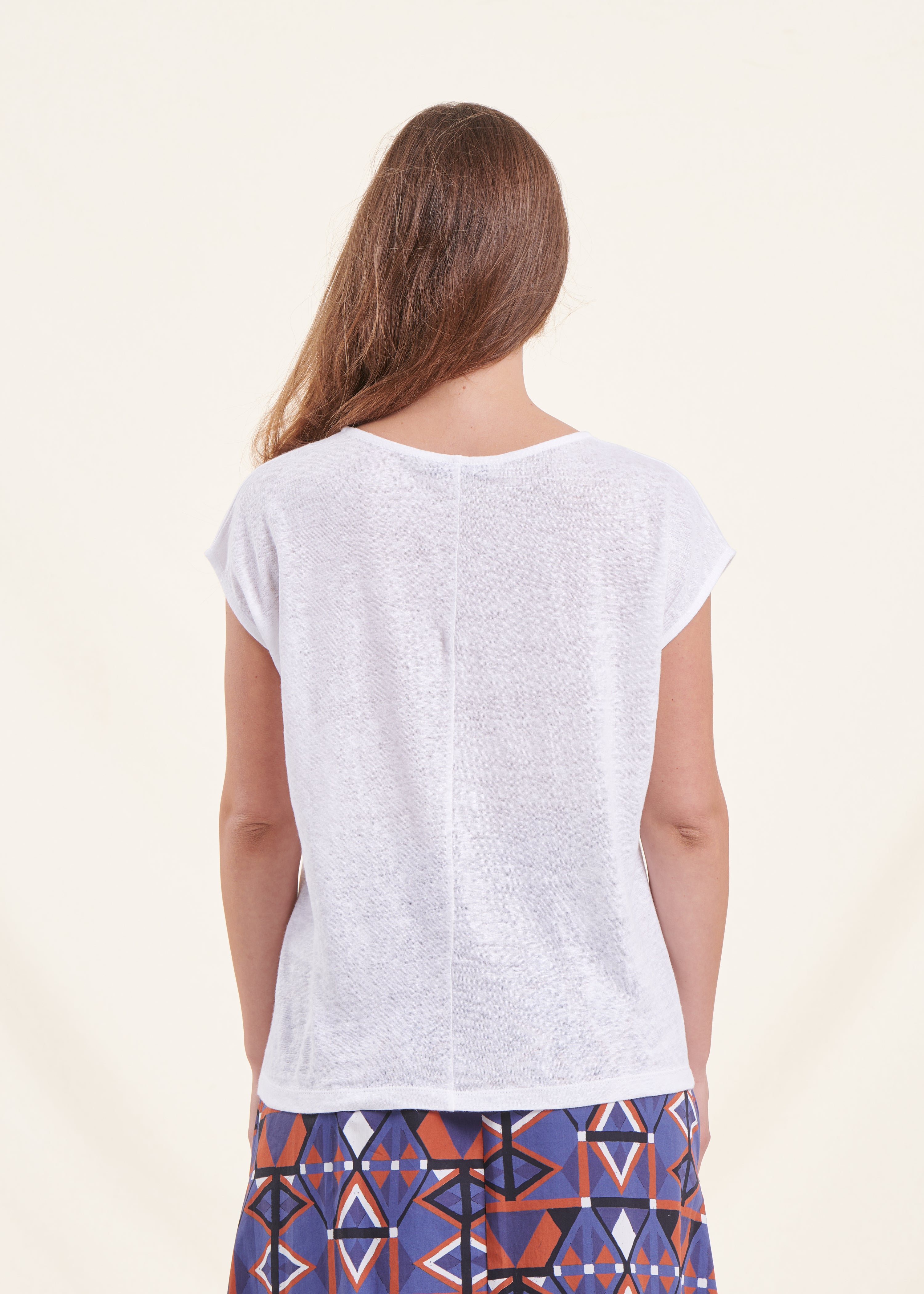 T-shirt blanc en lin manches courtes