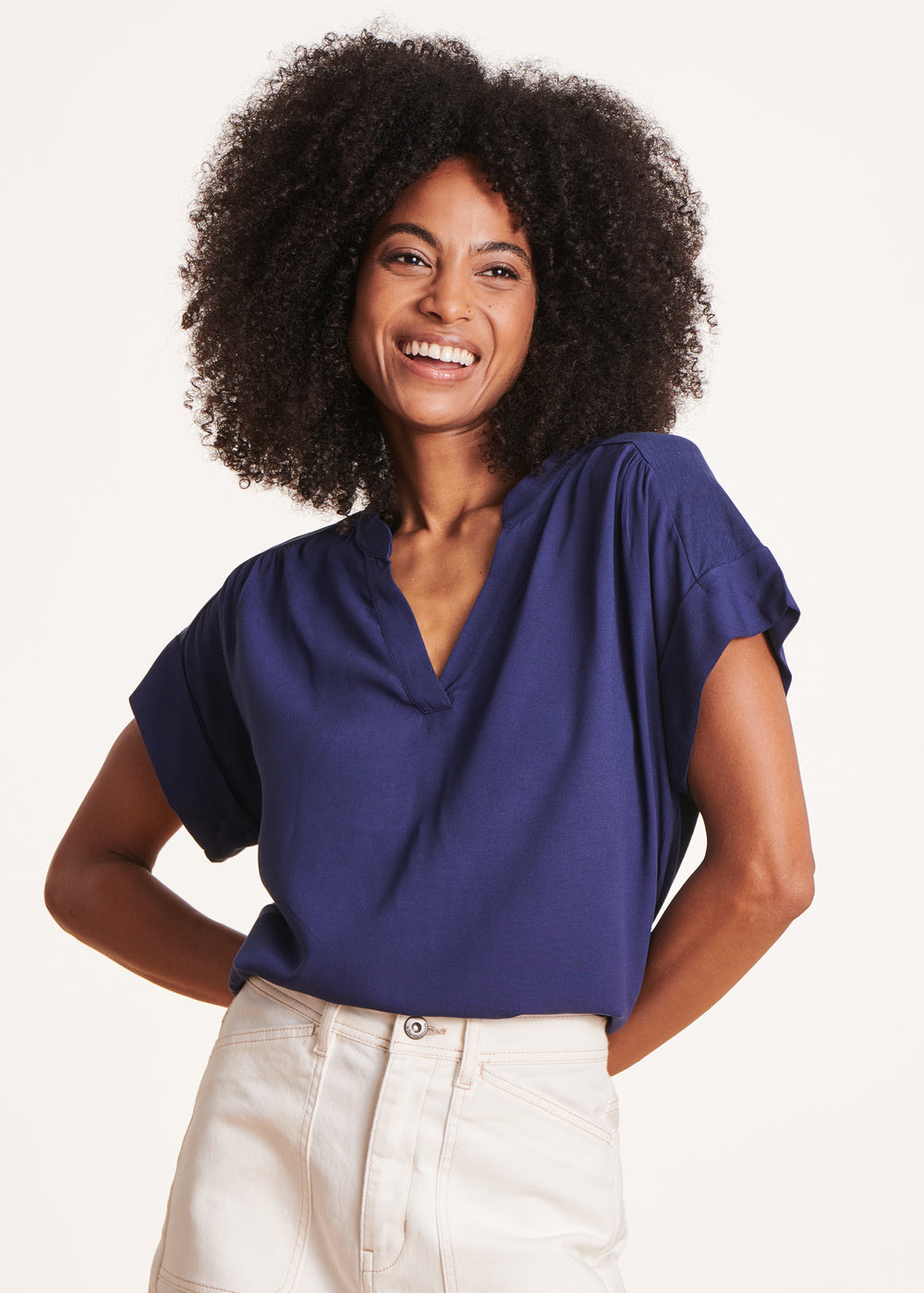 Navy blue bi-material top with short sleeves