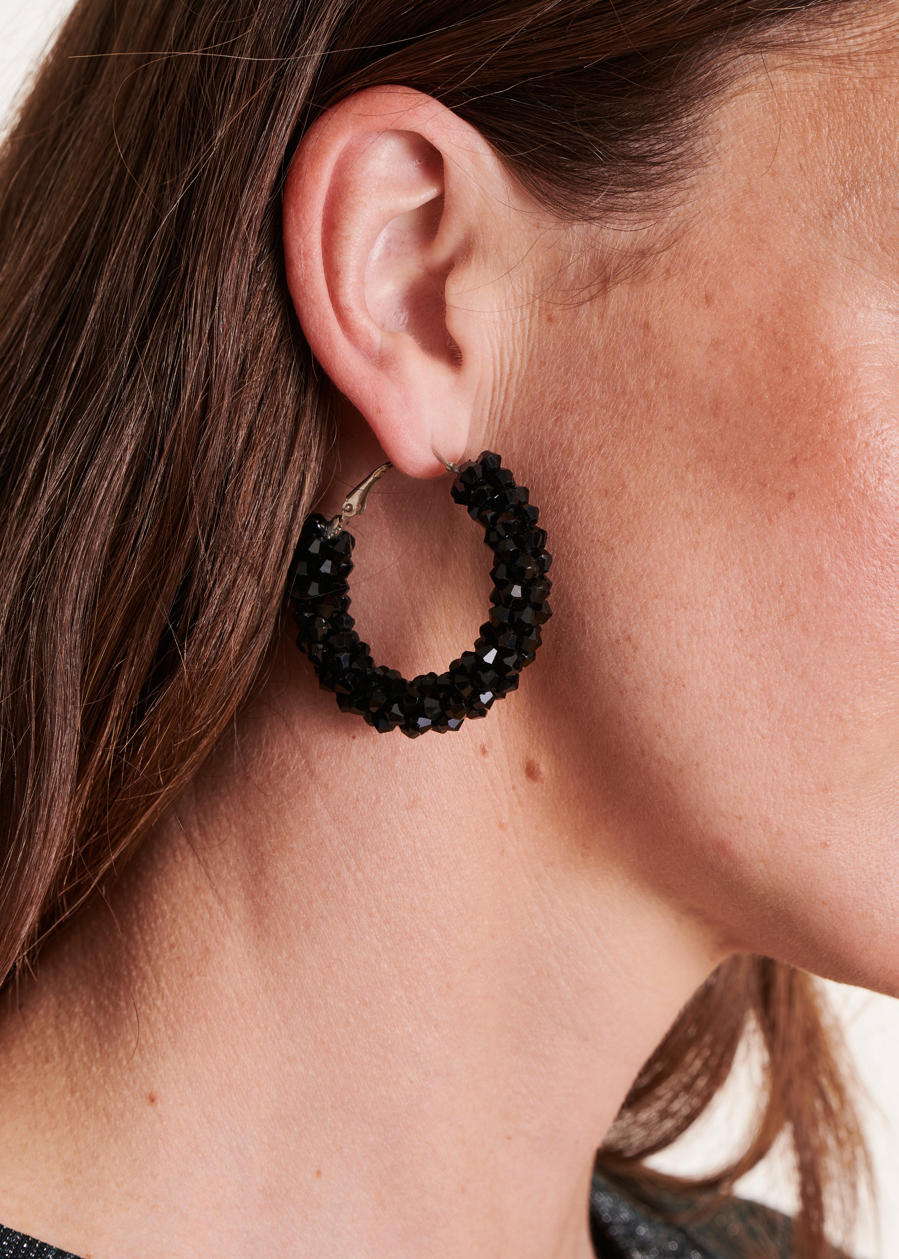 Black pearl hoop earrings